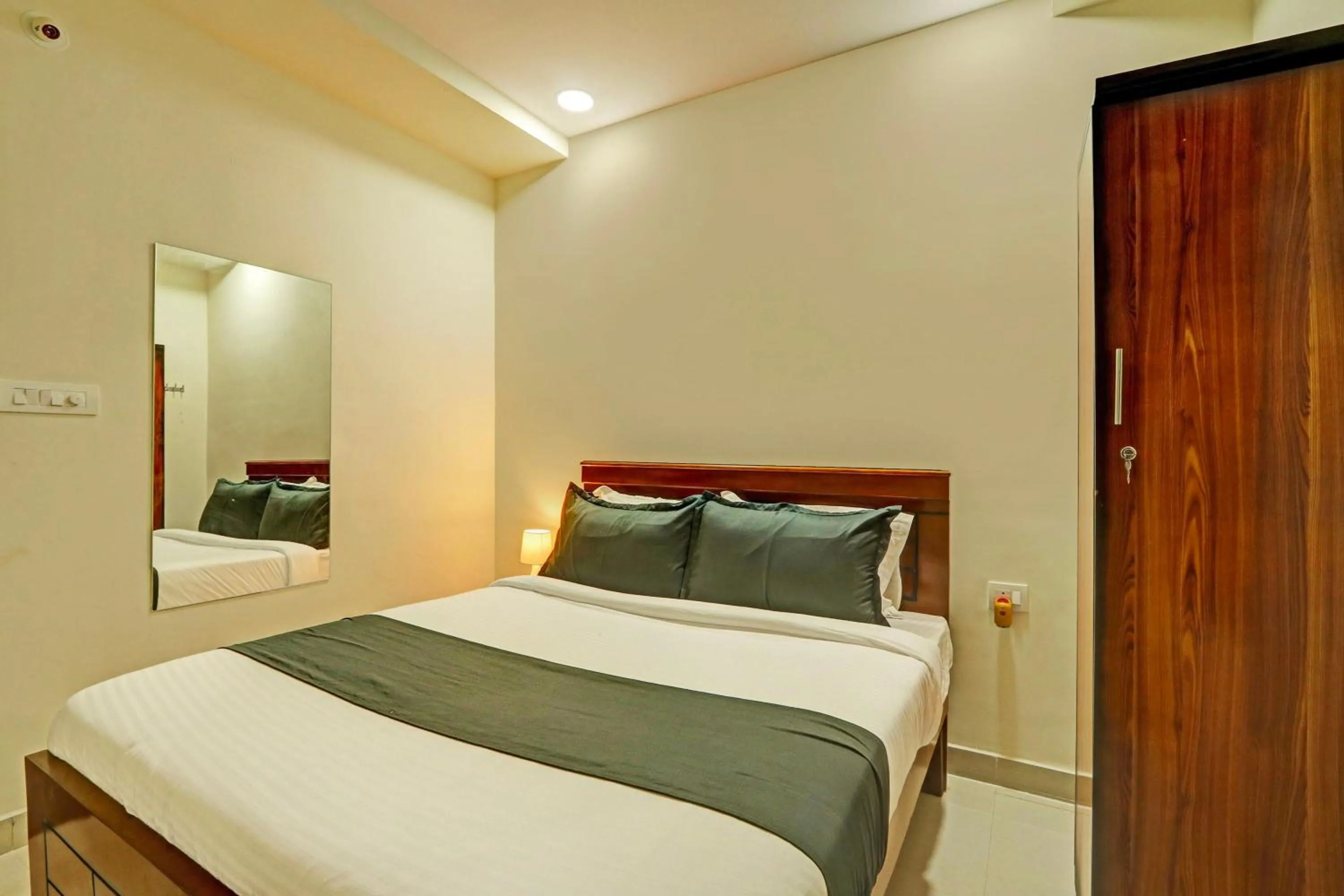 Bedroom, Bed in Hotel O JVP Hotels