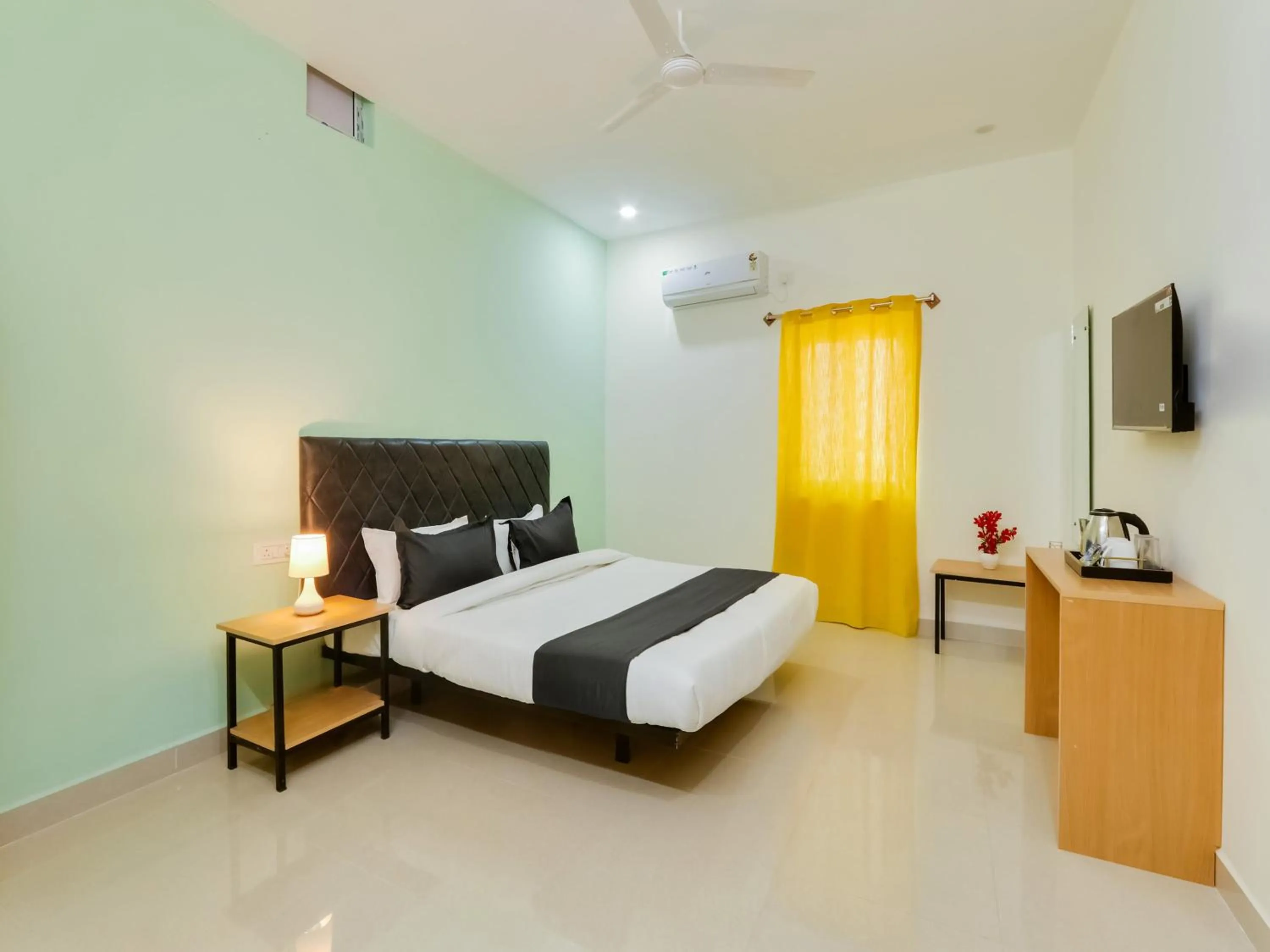 Bedroom, Bed in Collection O RBS Classic Stay Nacharam Mallapur Road