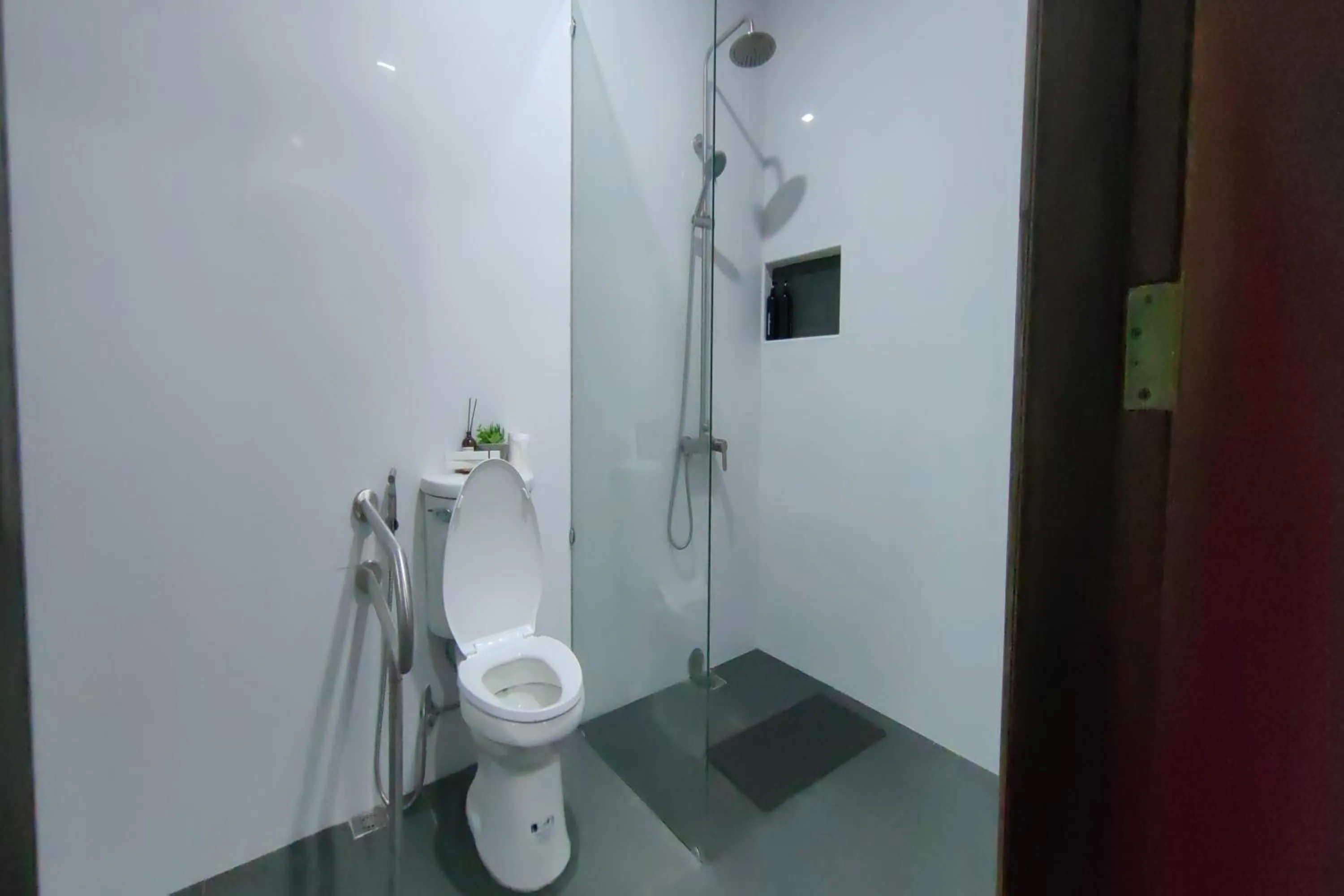 Shower in Manuela Suites Puerto Princesa near Airport