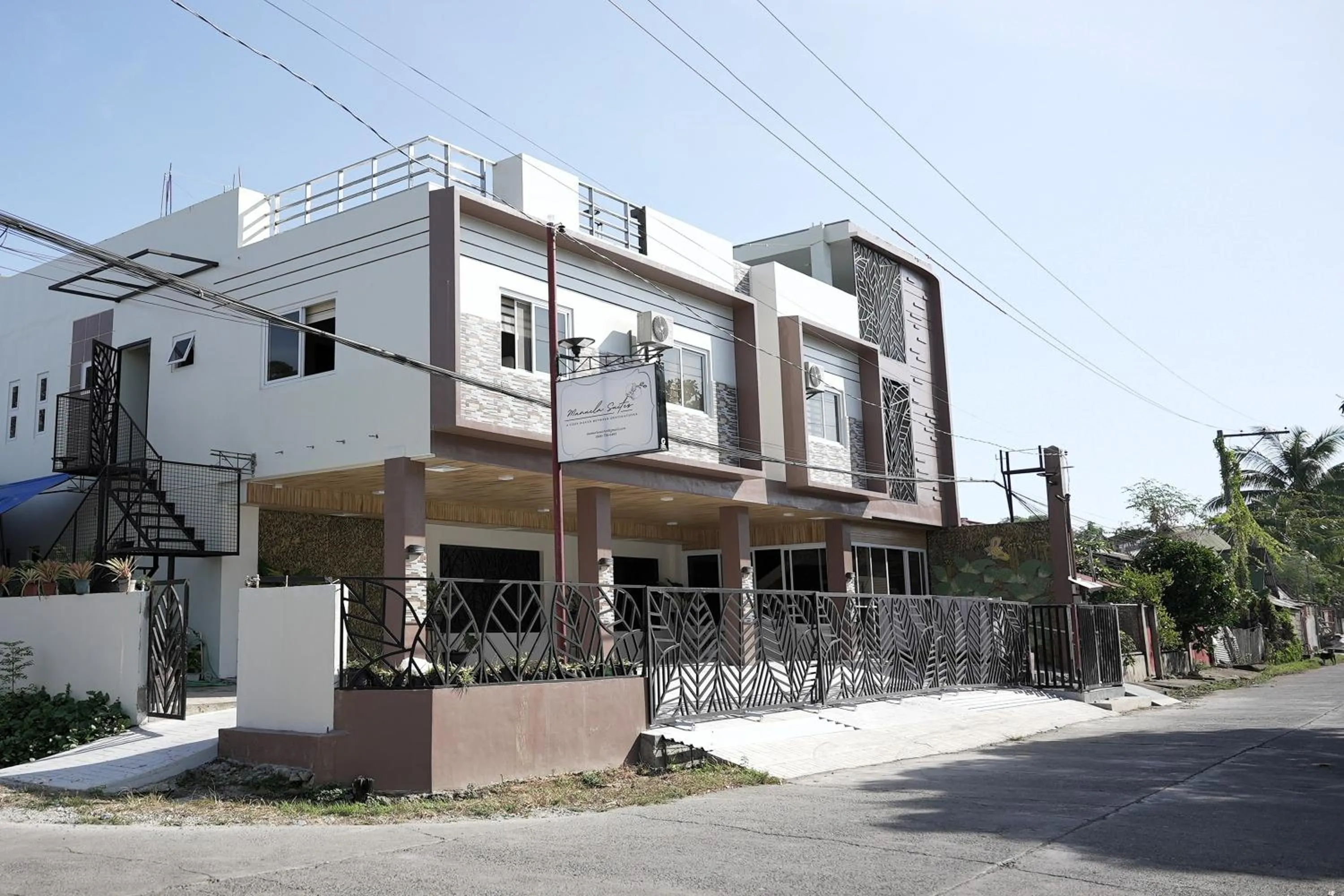 Property building in Manuela Suites Puerto Princesa near Airport