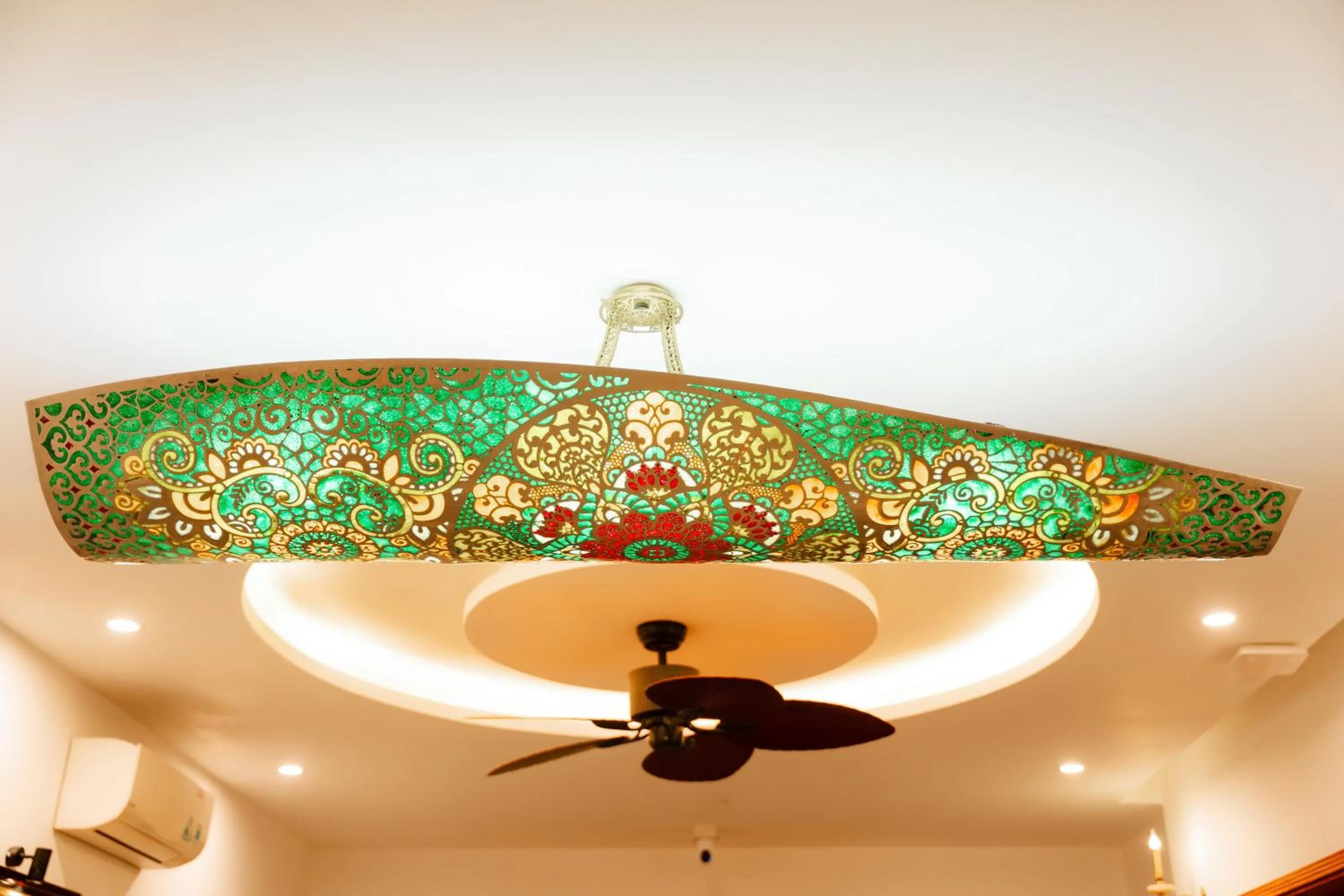 furniture in 75 Garden INN