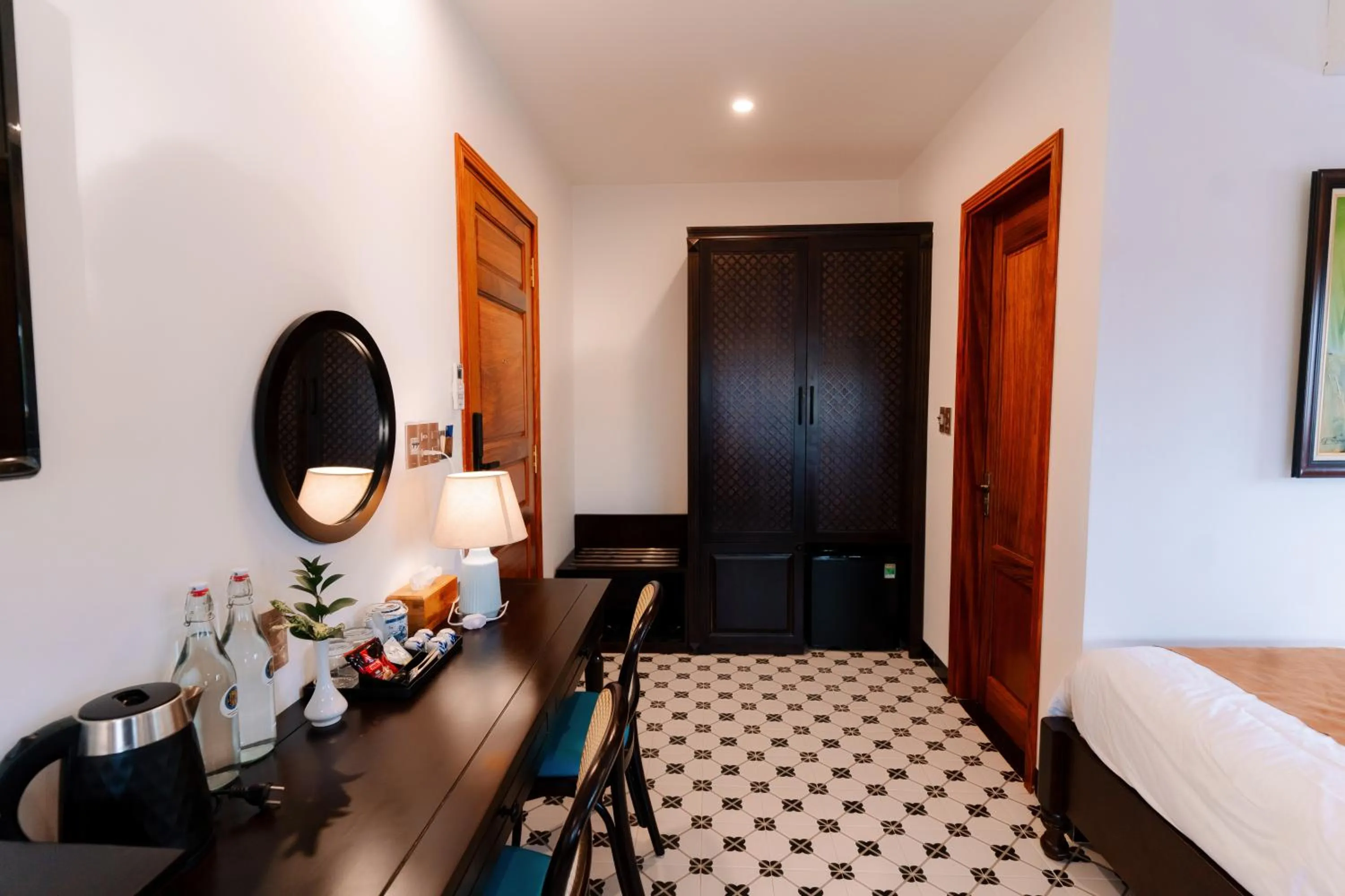 Coffee/tea facilities, Bed in 75 Garden INN