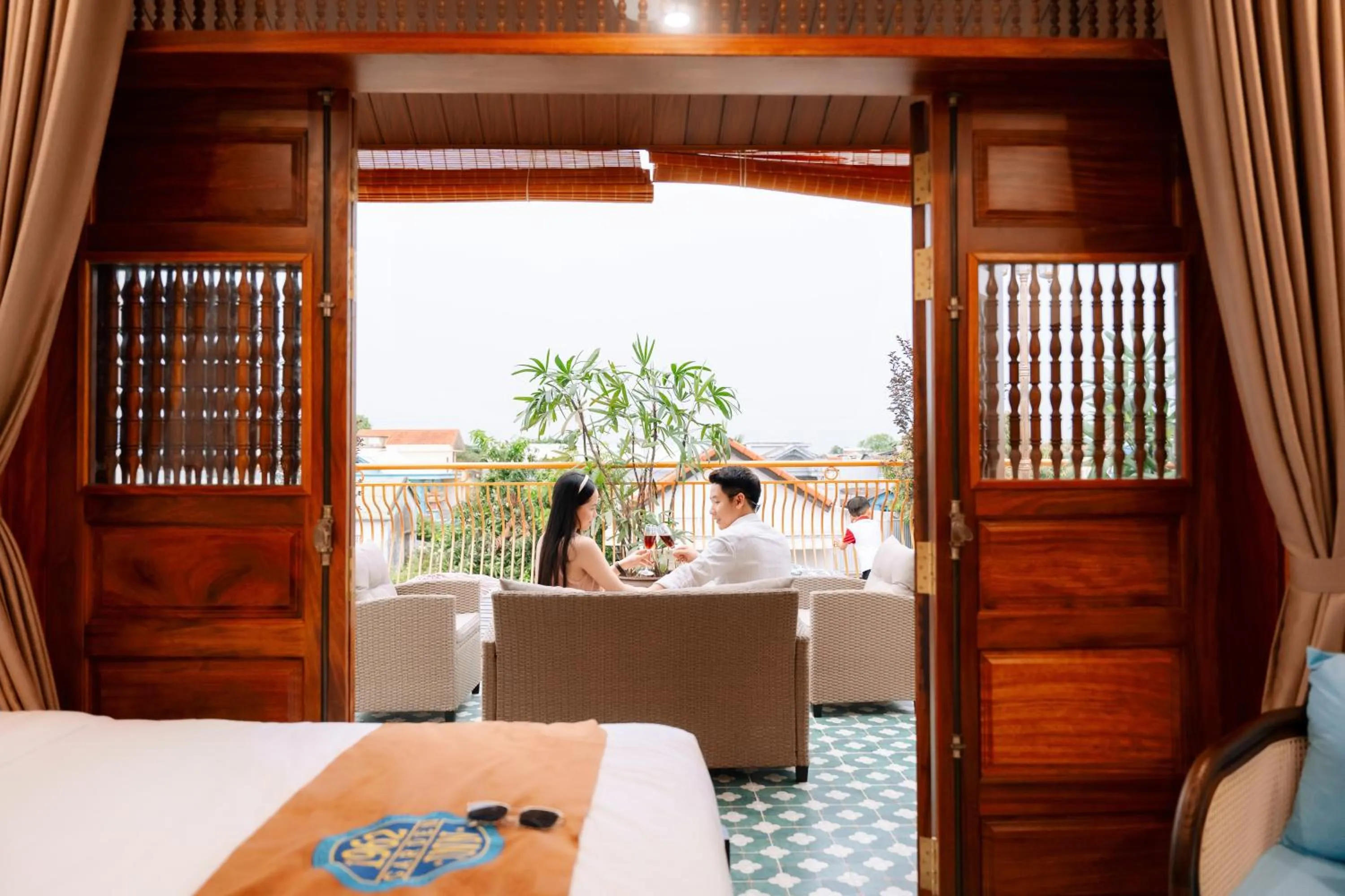 Guests in 75 Garden INN