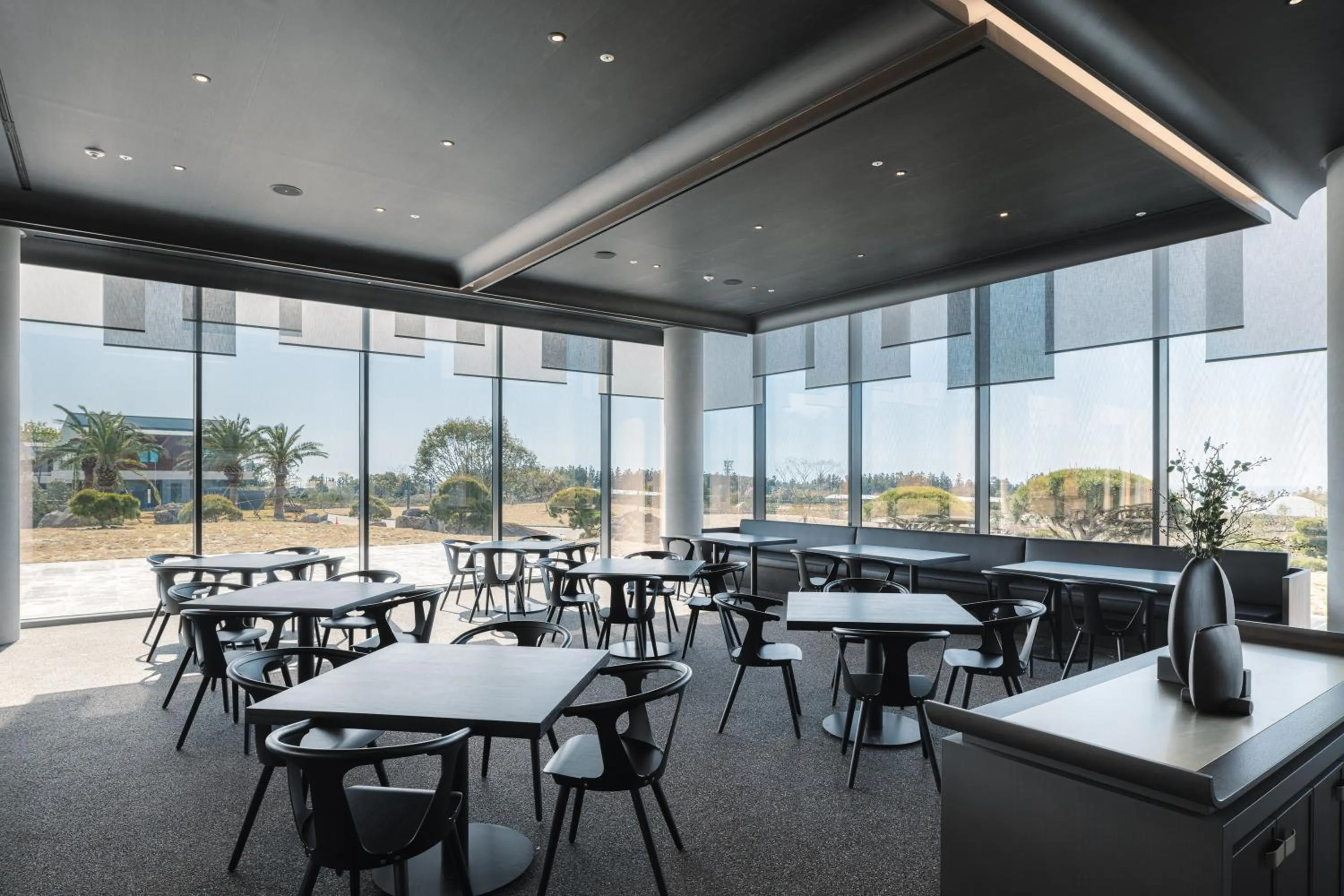 Restaurant/places to eat in Yakmaeul