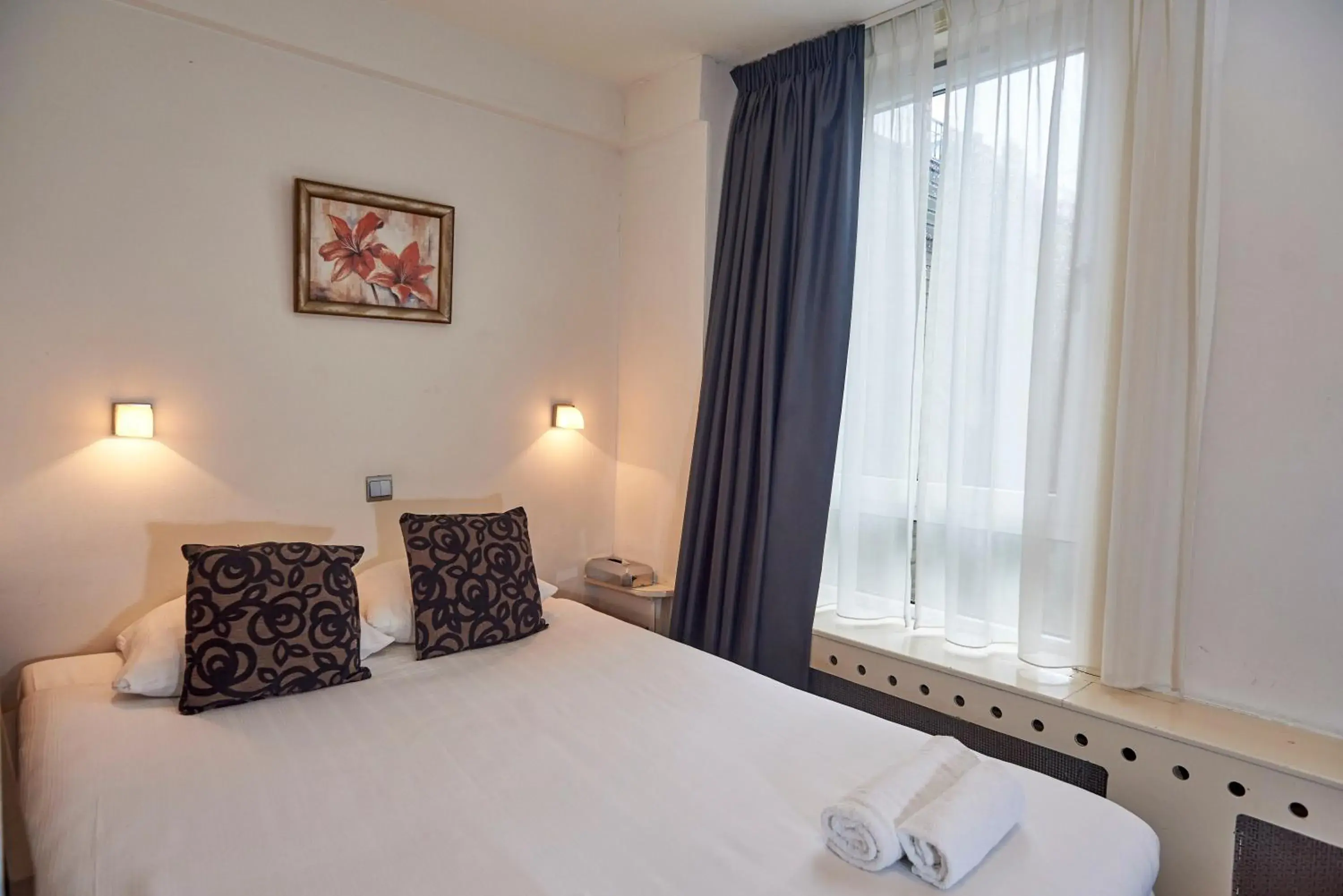 Double Room in ITC Hotel Double Room in ITC Hotel