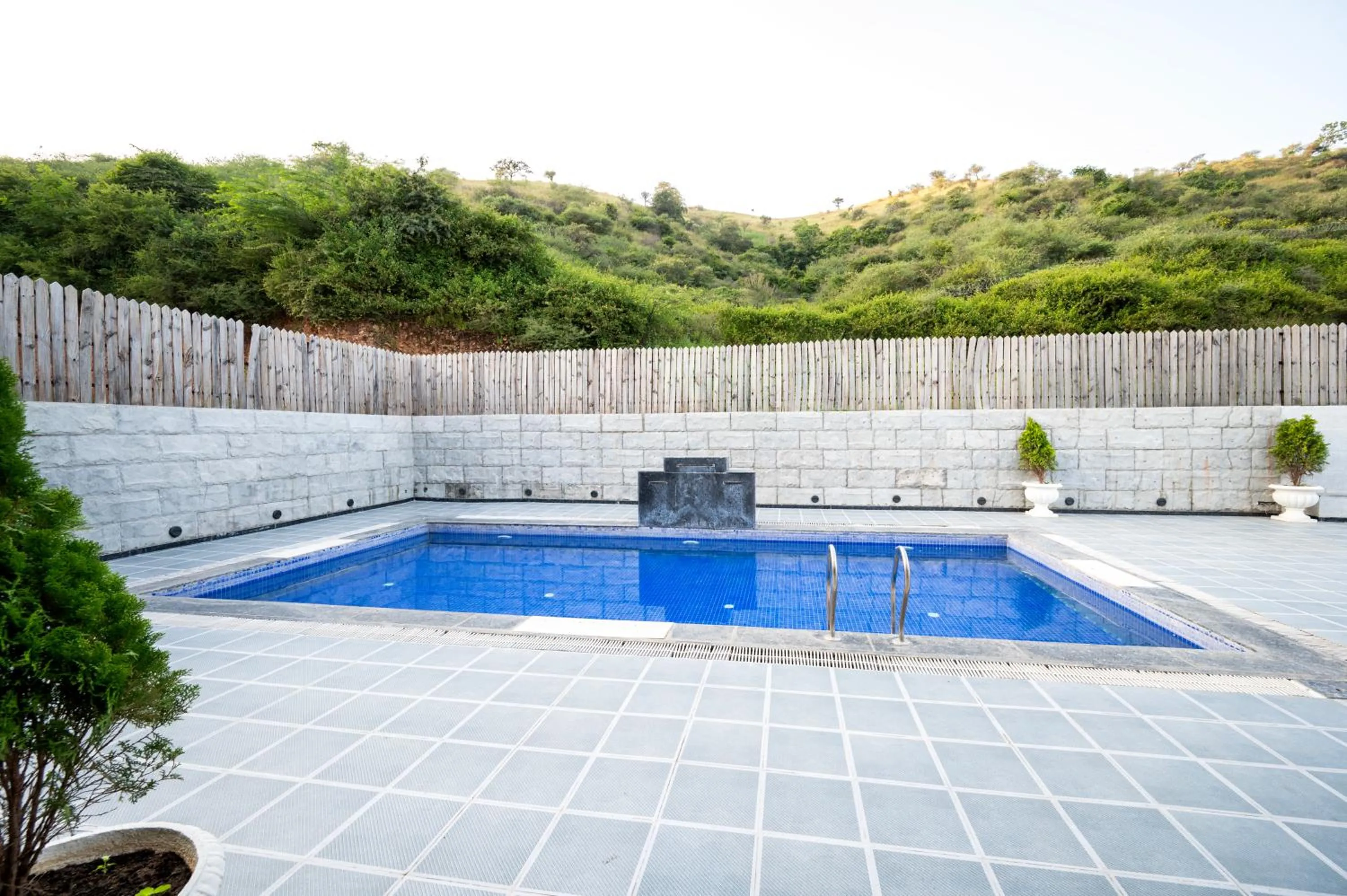 Essentia Luxury Resort & Spa Udaipur