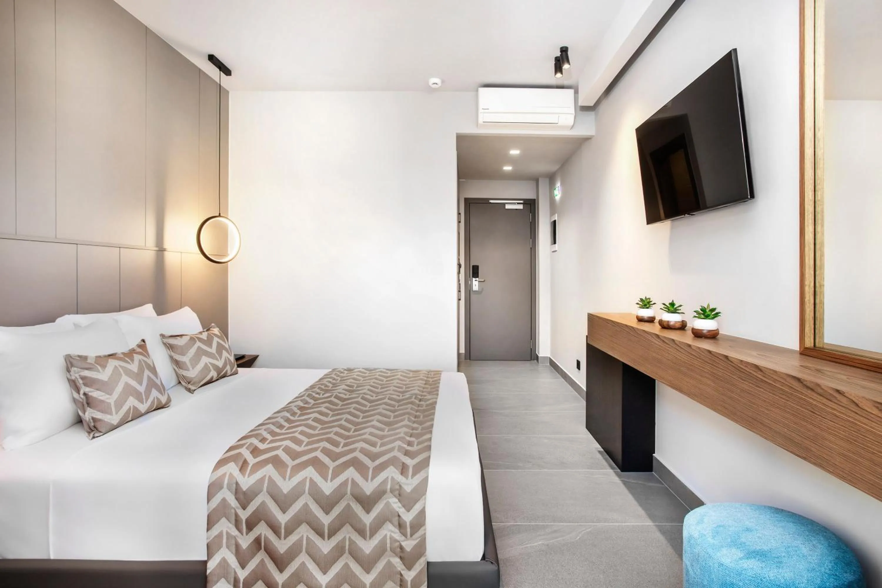 Photo of the whole room, Bed in Luuks Luxury Accommodation