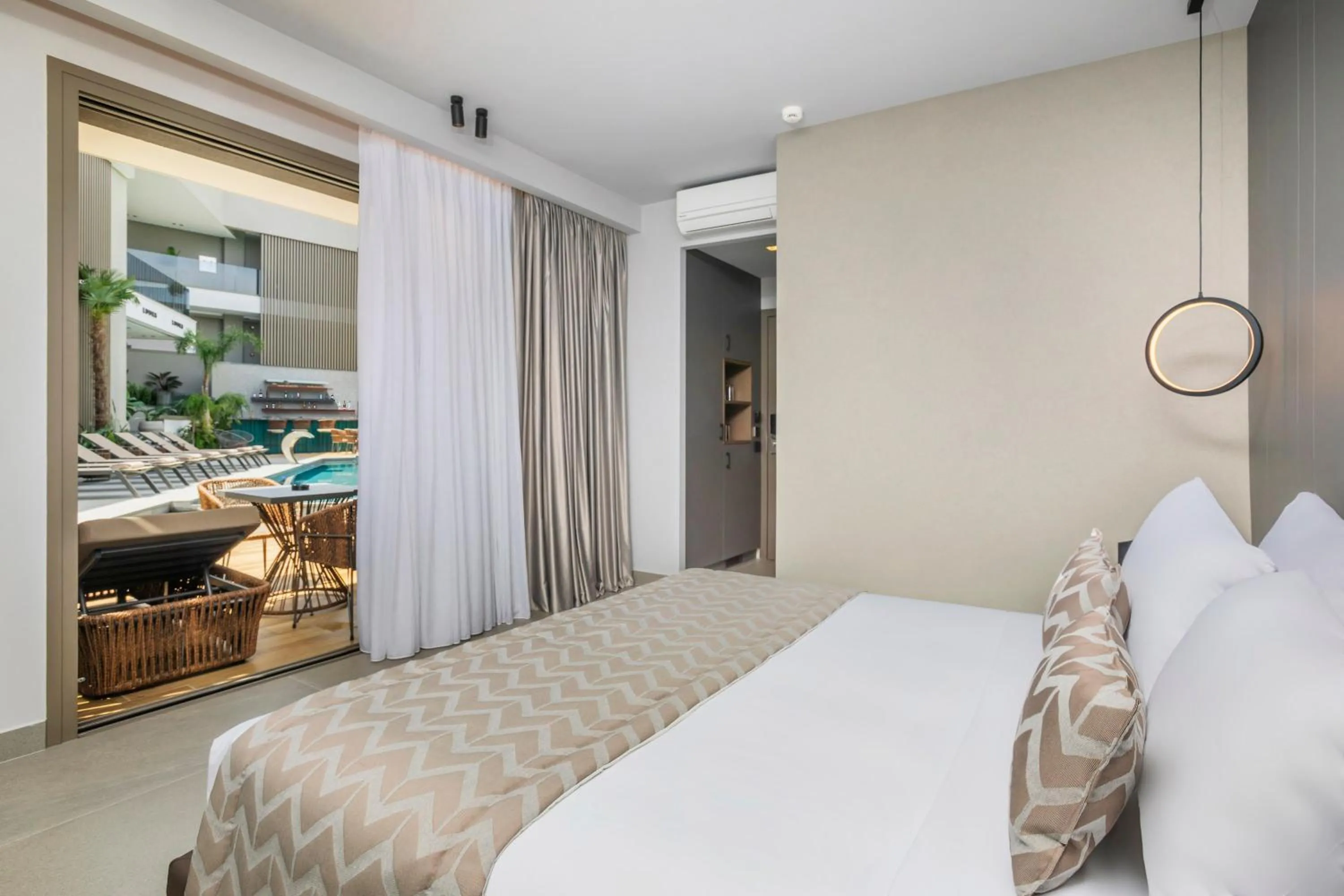 Photo of the whole room, Bed in Luuks Luxury Accommodation