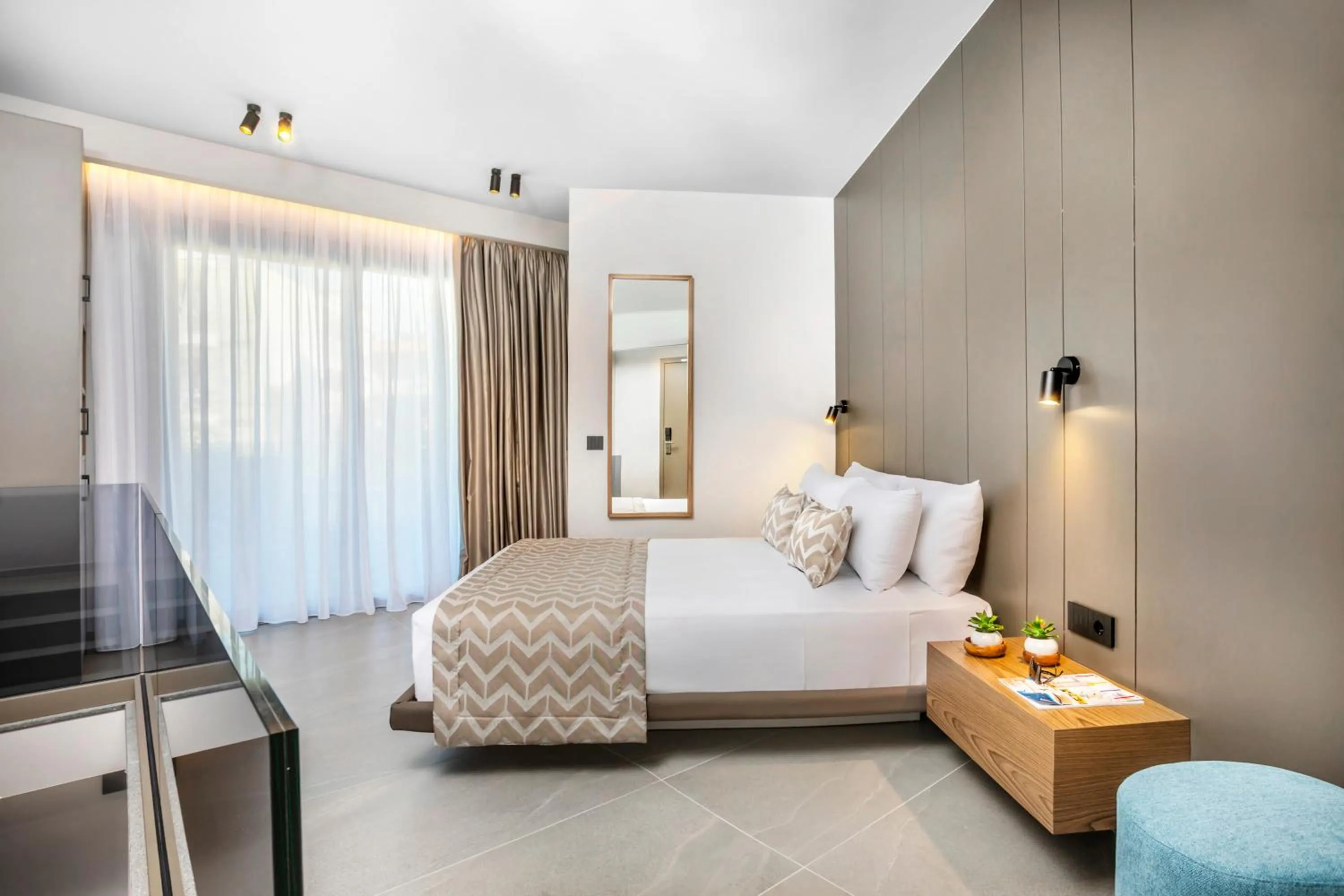 Photo of the whole room, Bed in Luuks Luxury Accommodation