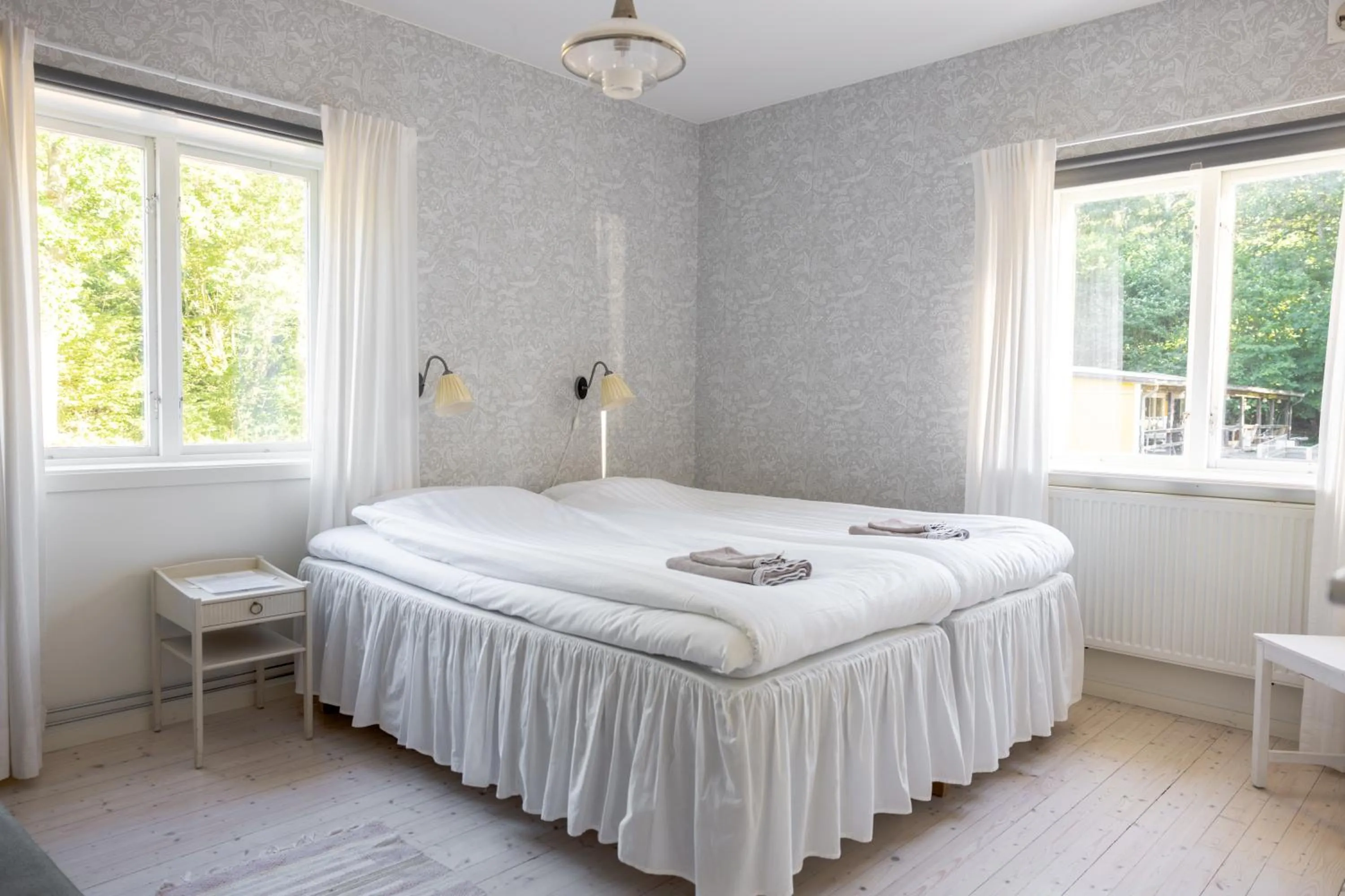 Photo of the whole room, Bed in Mormors Pensionat Strandhagen