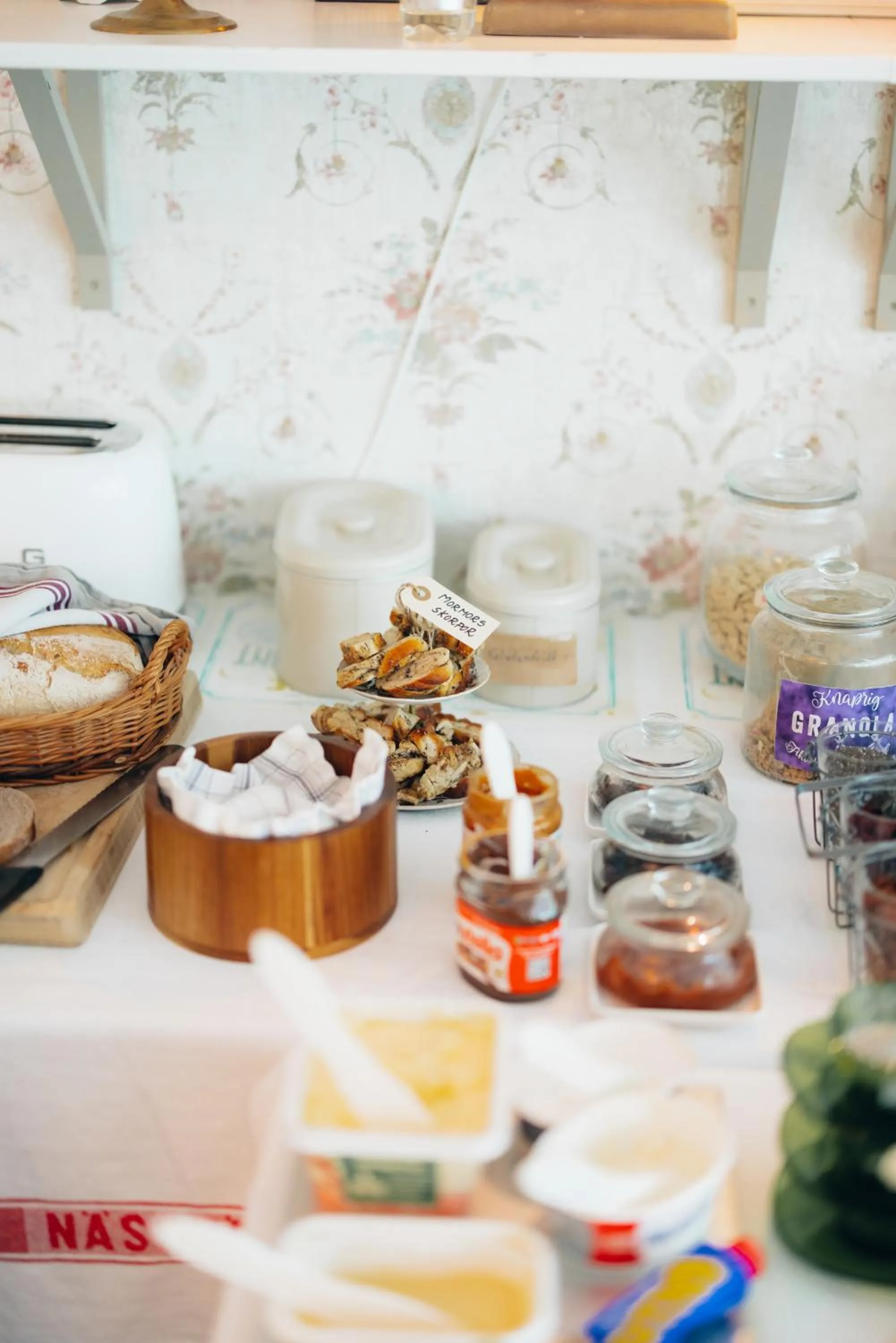 Food and drinks in Mormors Pensionat Strandhagen