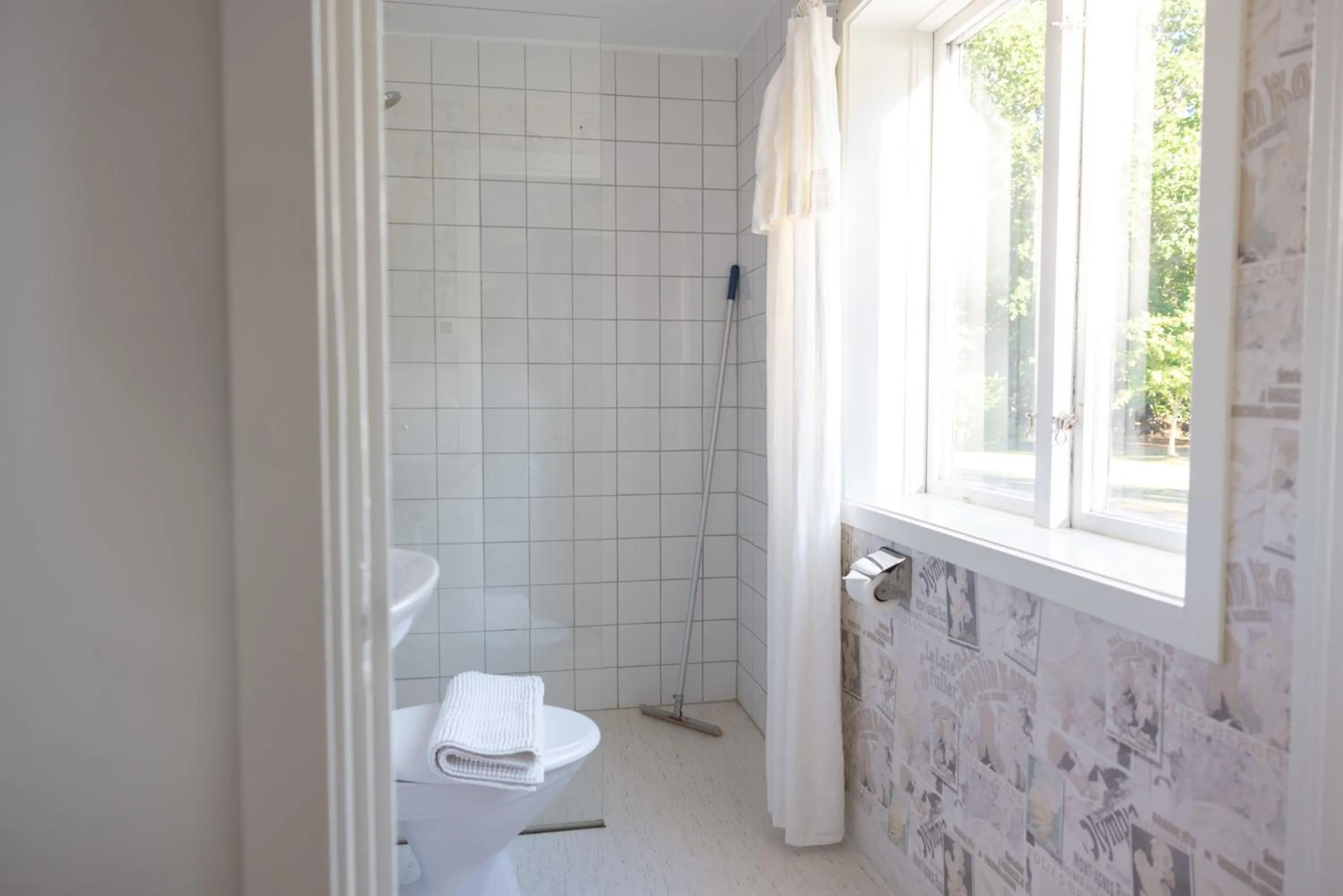 Bathroom in Mormors Pensionat Strandhagen