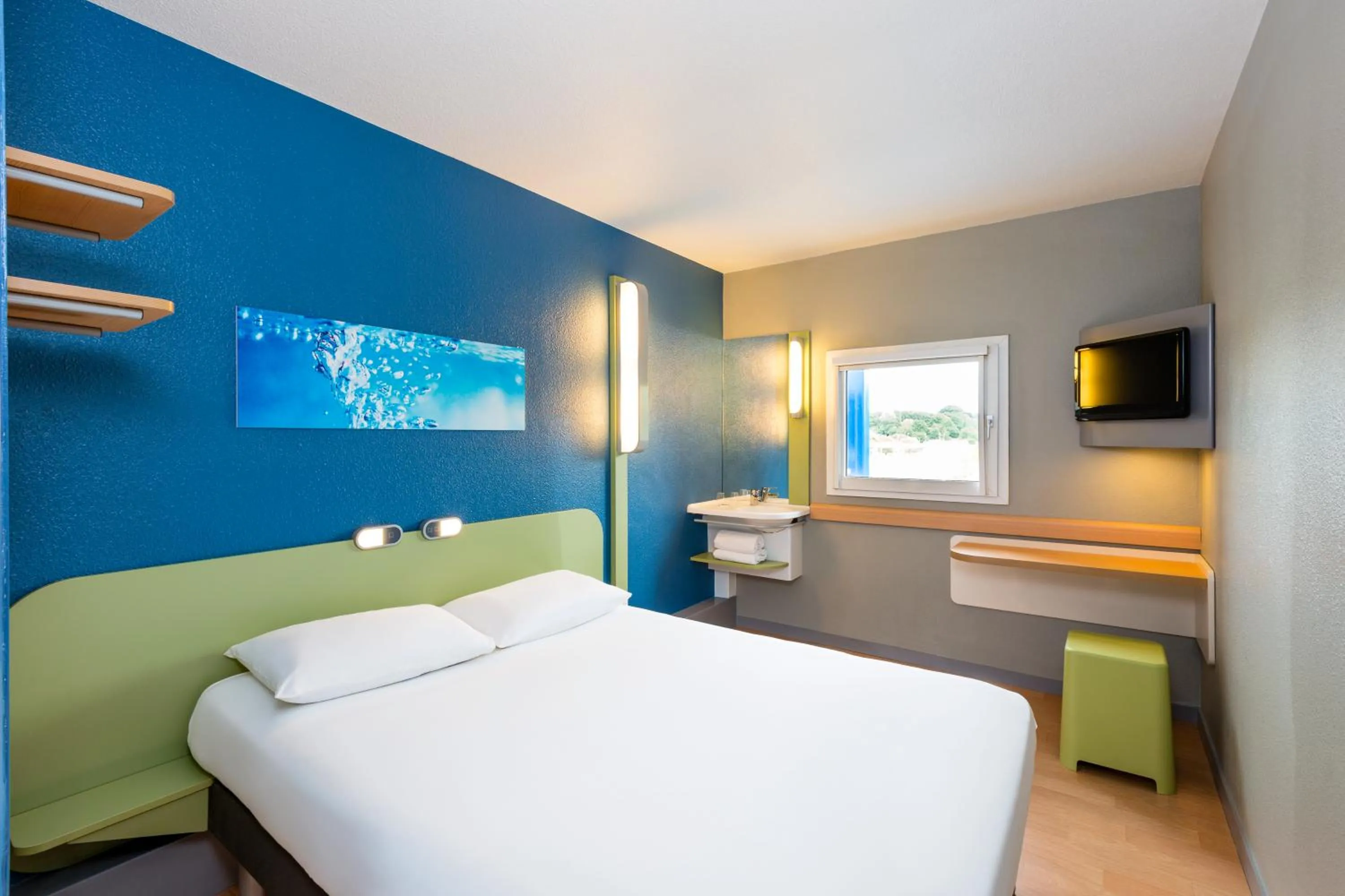 Bed in Ibis Budget Angers Parc des Expositions