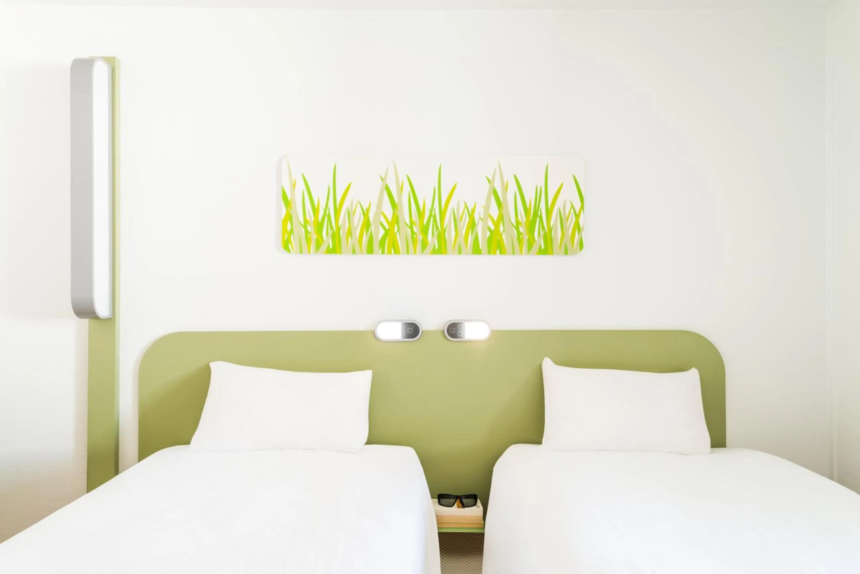 Bedroom, Bed in Ibis Budget Angers Parc des Expositions