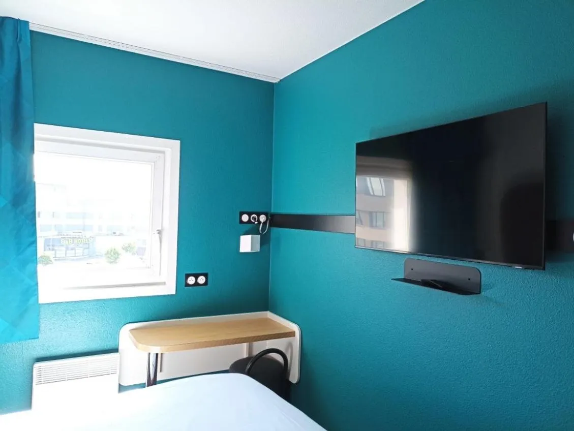 Standard Double Room in B&B HOTEL Calais Terminal Cité Europe 2 étoiles