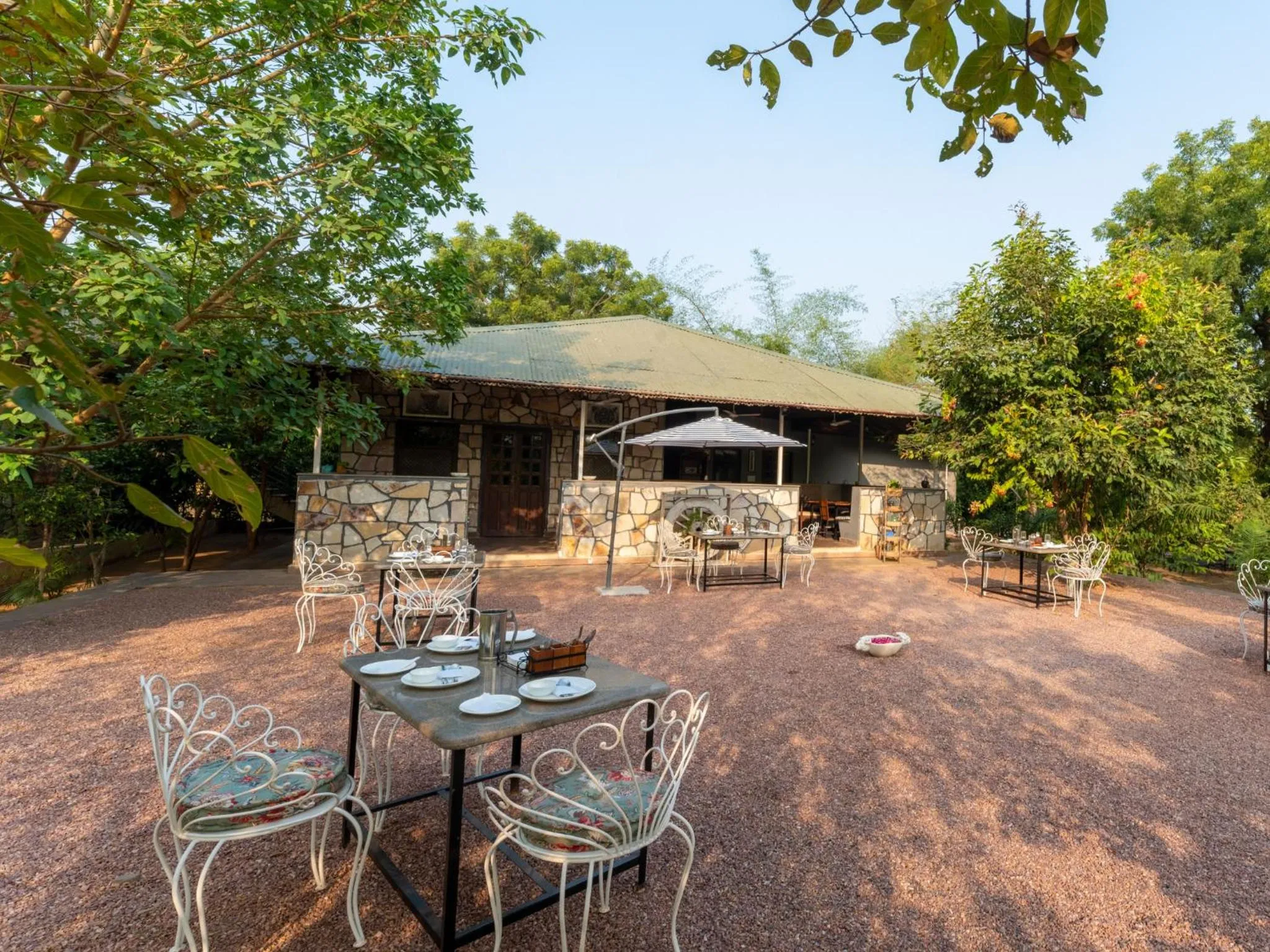 Restaurant/places to eat in Moustache Ranthambore Luxuria