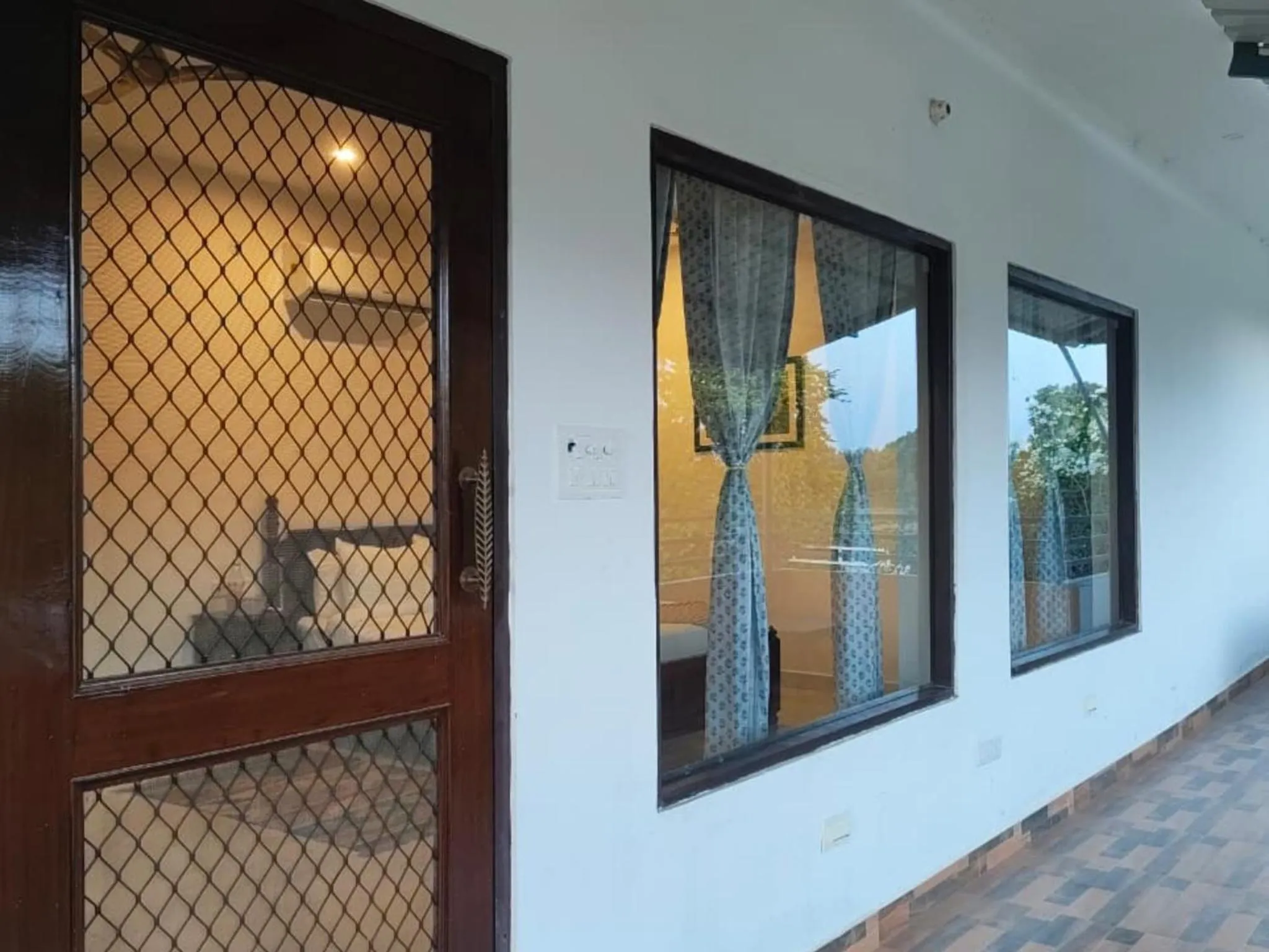 Patio in Moustache Ranthambore Luxuria