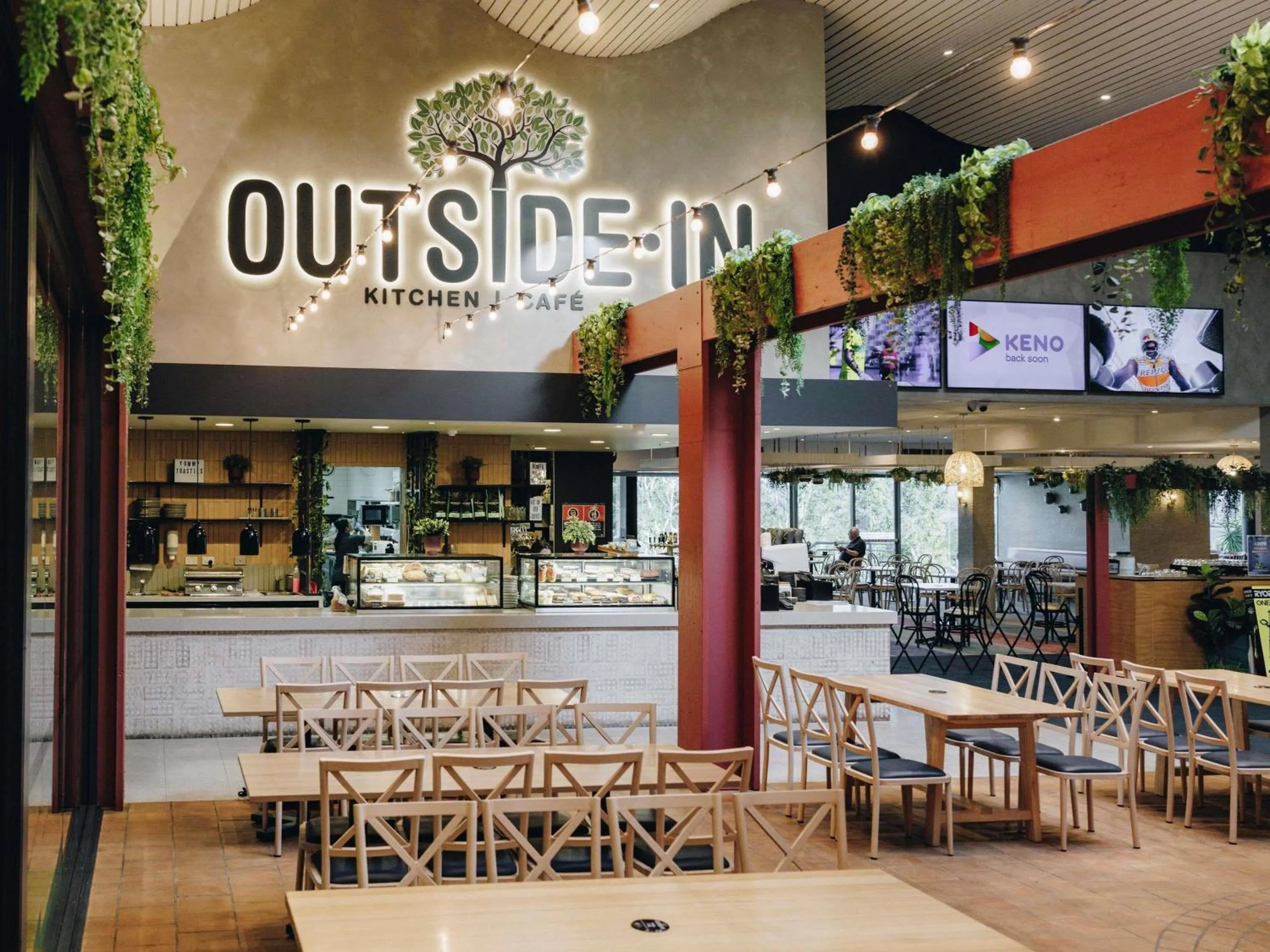 Restaurant/places to eat in Ibis Styles The Entrance