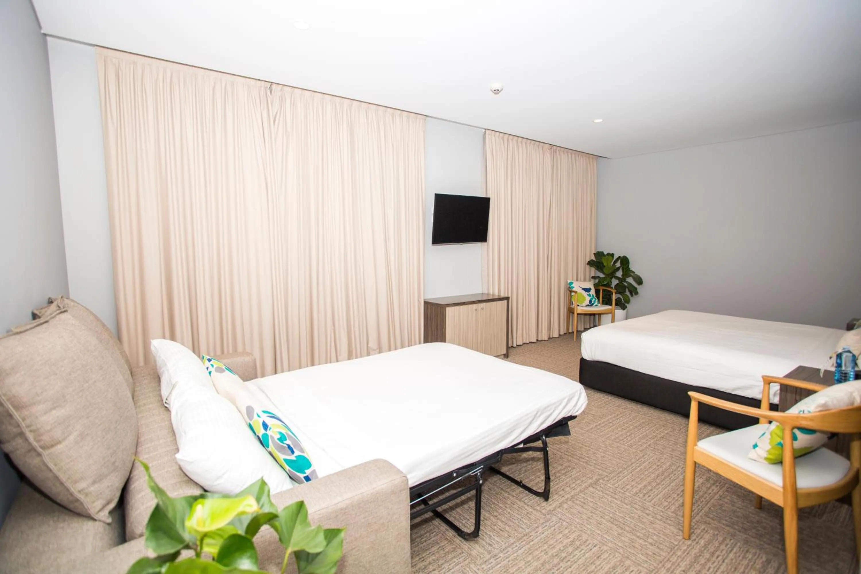Photo of the whole room, Bed in Ibis Styles The Entrance