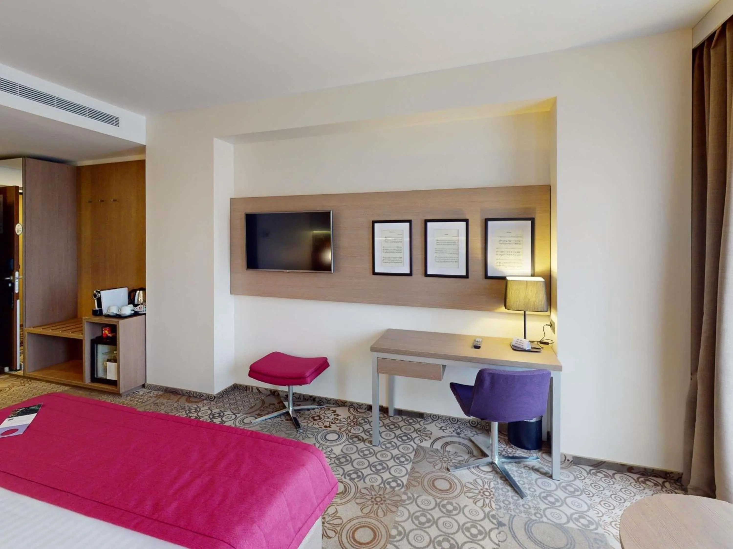 Bedroom, Bed in Mercure Bucharest City Center