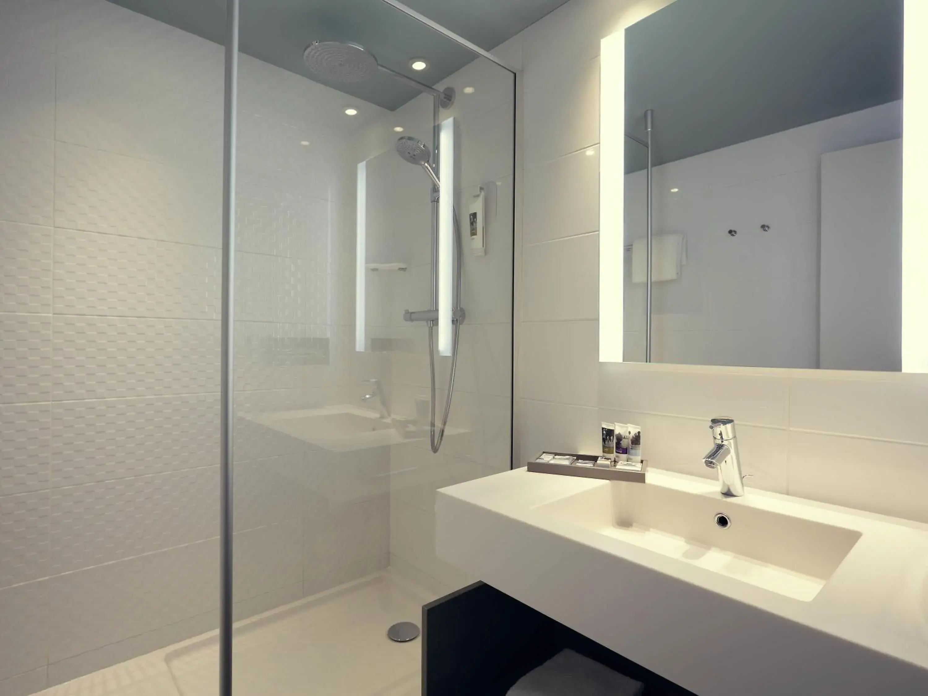 Classic  Double Room in Mercure Orange Centre A7/A9 Classic  Double Room in Mercure Orange Centre A7/A9