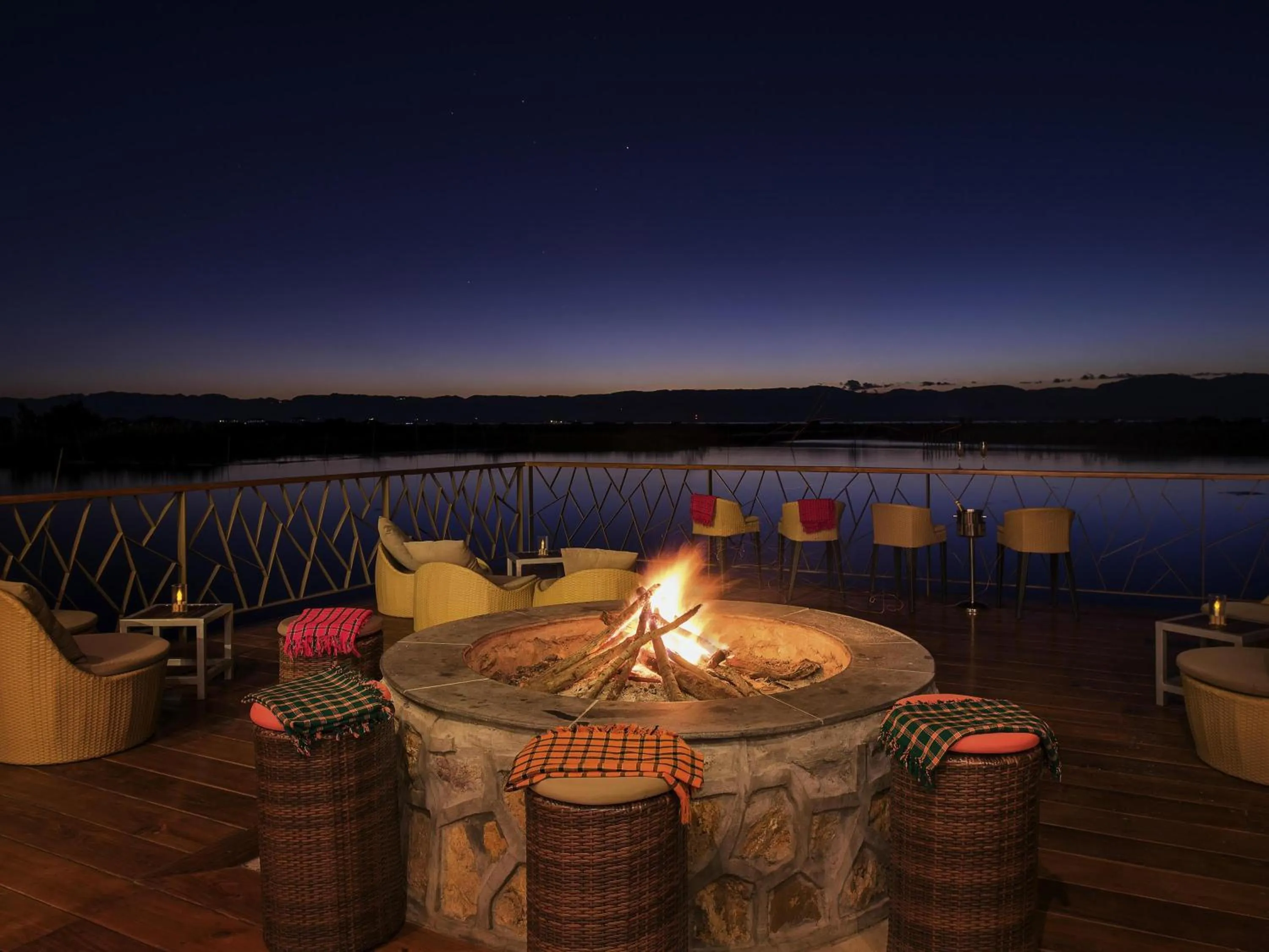 Lounge or bar in Novotel Inle Lake Myat Min