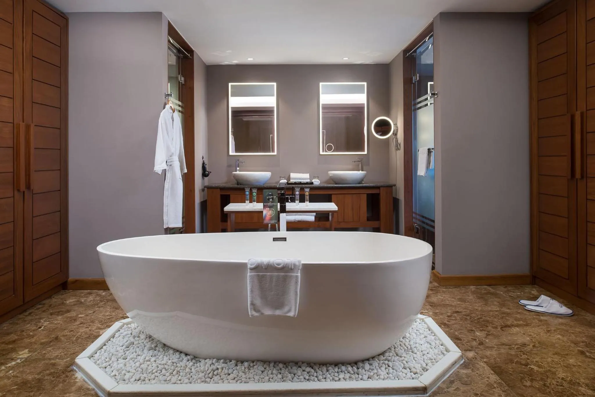 Bathroom in Novotel Inle Lake Myat Min