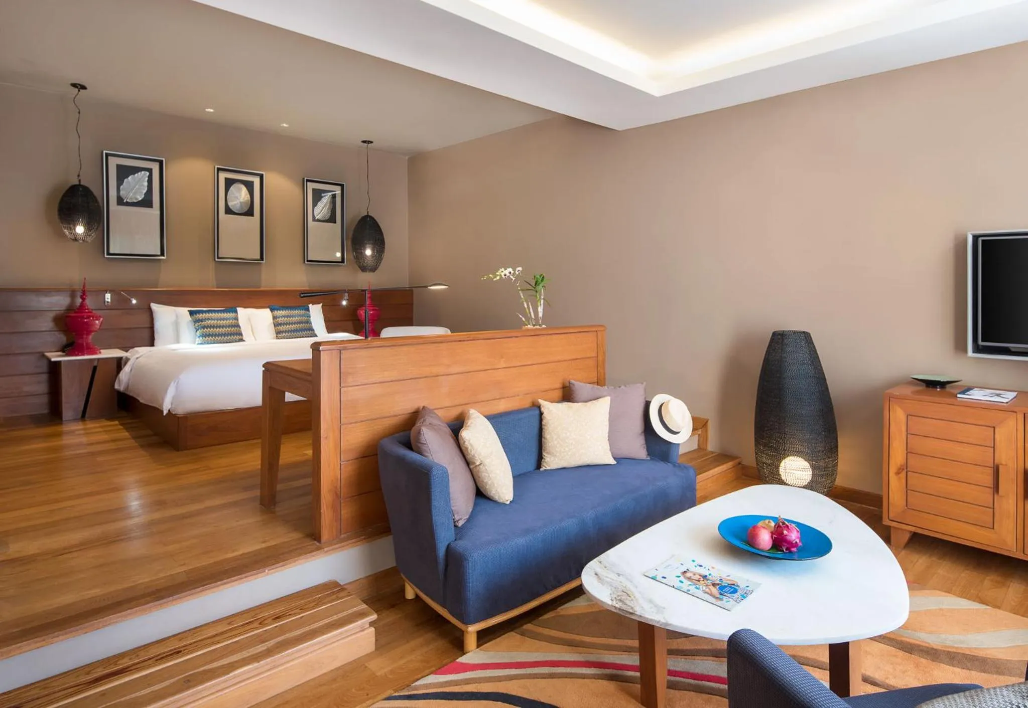 Bed in Novotel Inle Lake Myat Min