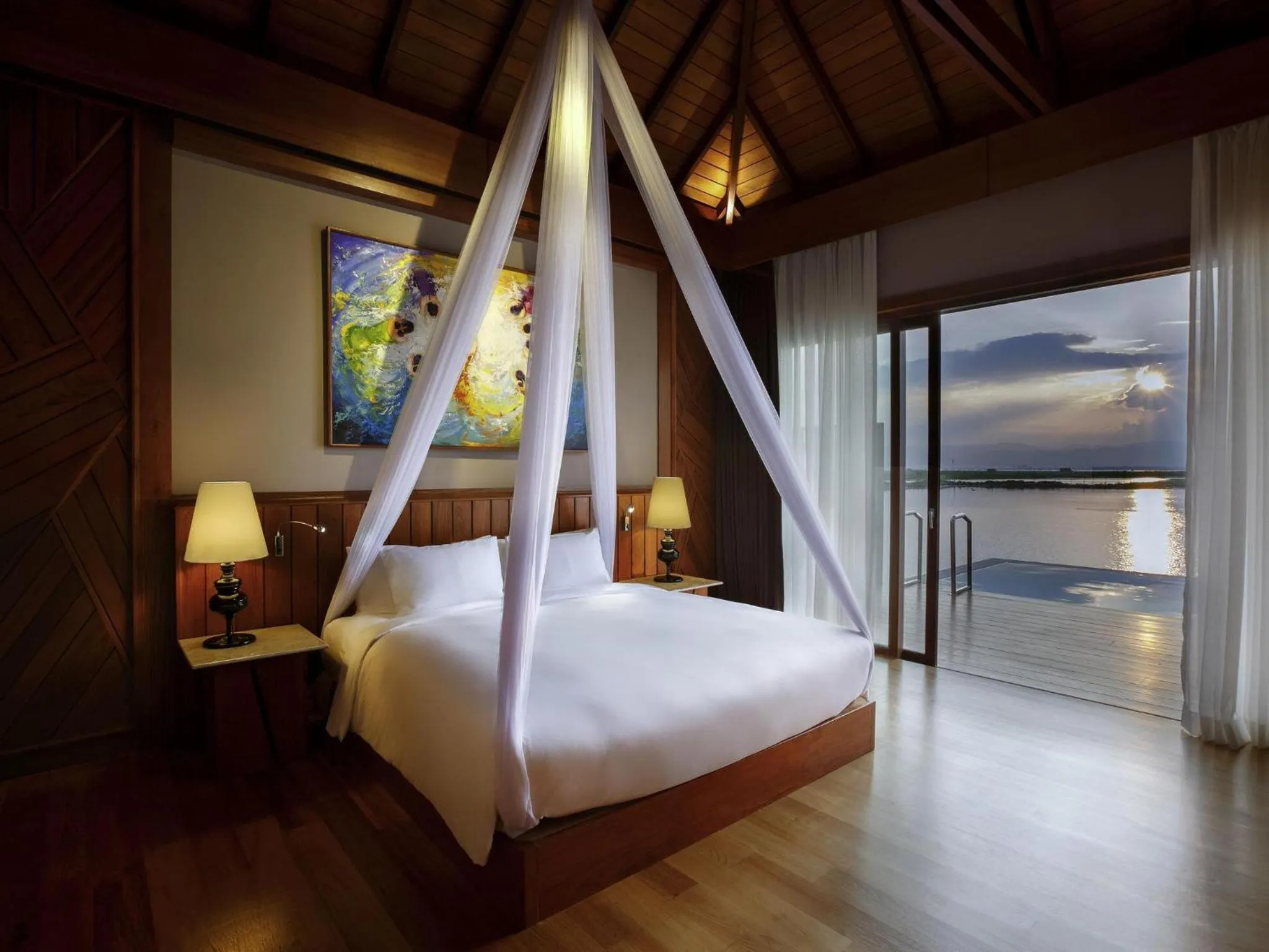 Bedroom in Novotel Inle Lake Myat Min