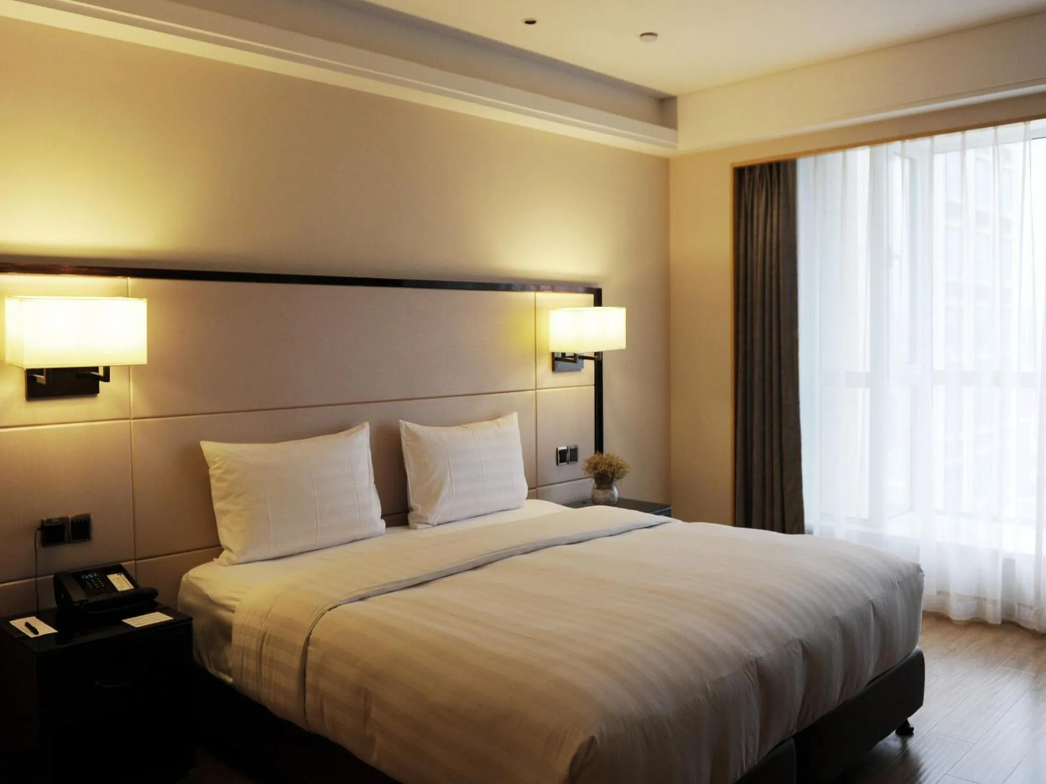 Photo of the whole room in Pullman Qingdao Ziyue