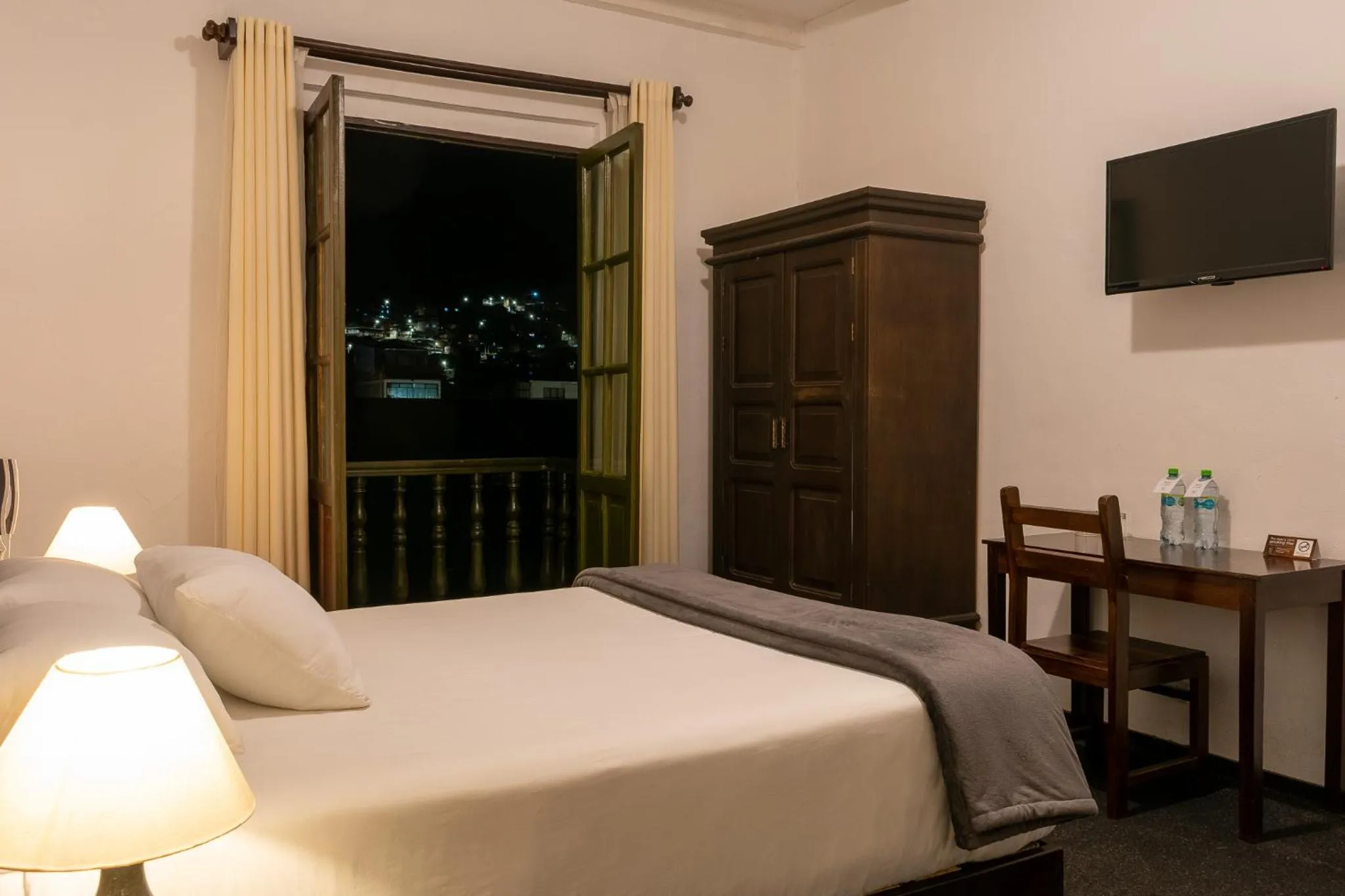 Bed in La Xalca Hotel - Asociado Casa Andina