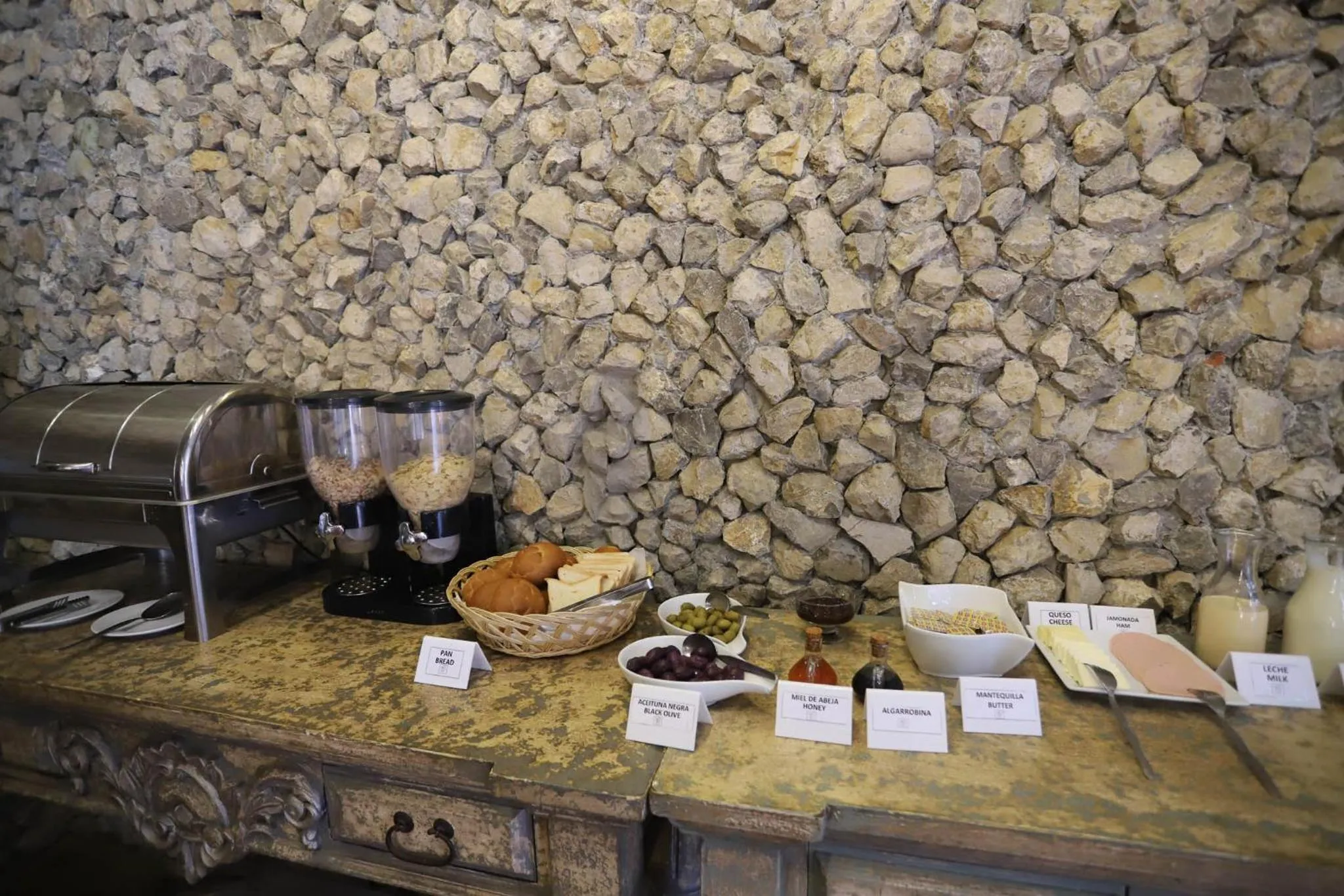 Breakfast in La Xalca Hotel - Asociado Casa Andina