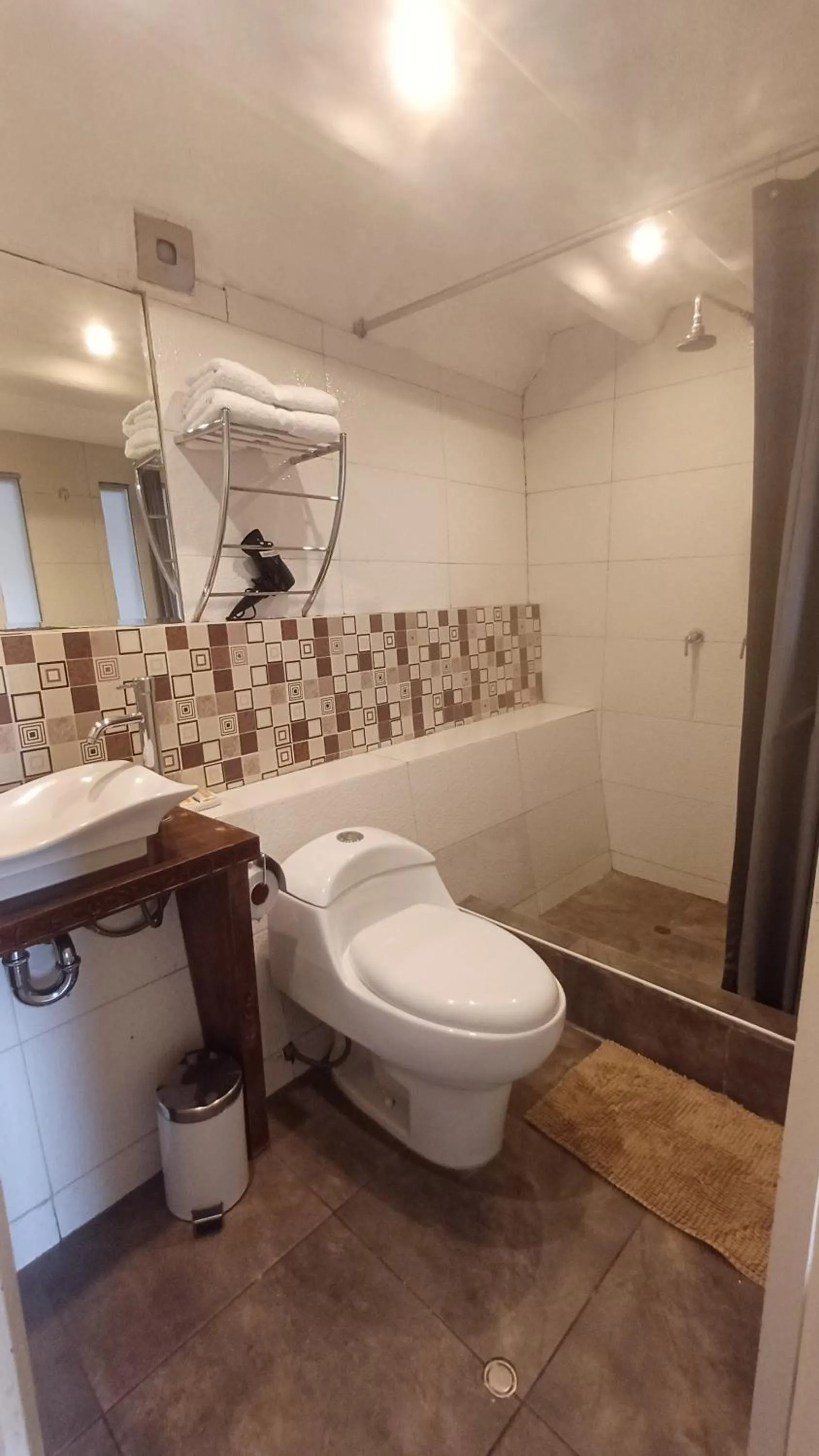 Shower in La Casa de Mayte