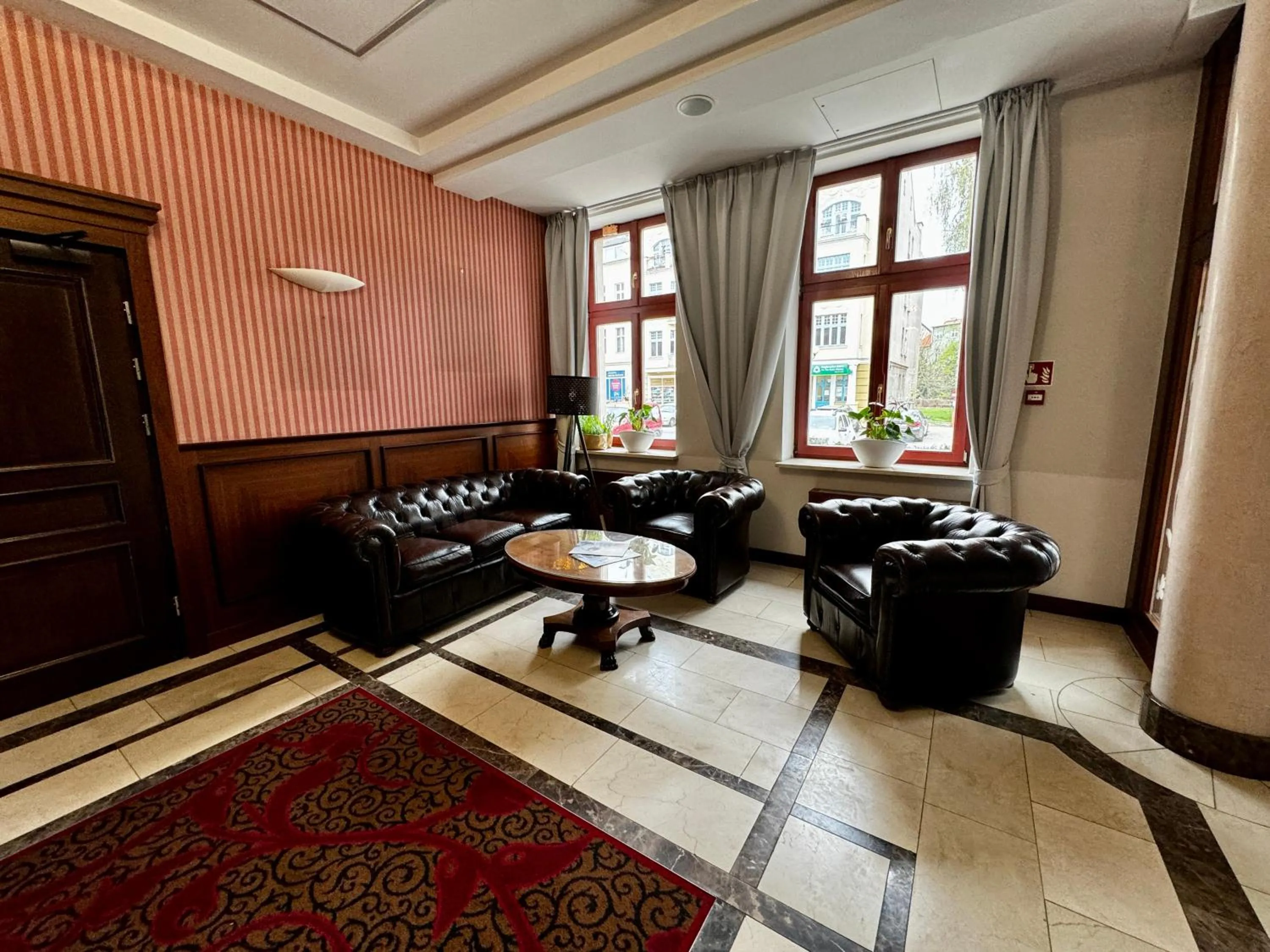 Seating area in DK Dyplomat