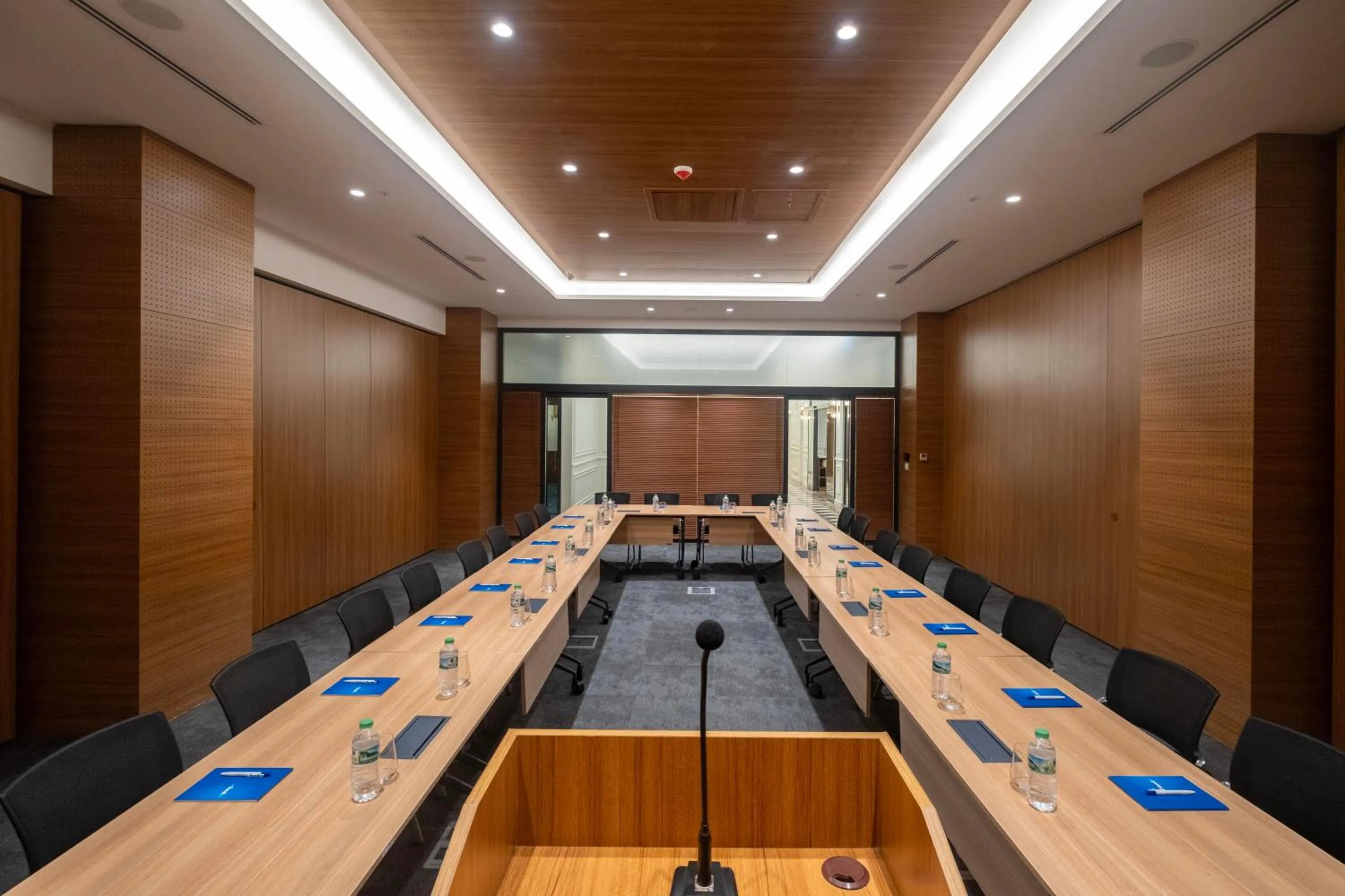 Meeting/conference room in New Inn Hotel Old Town