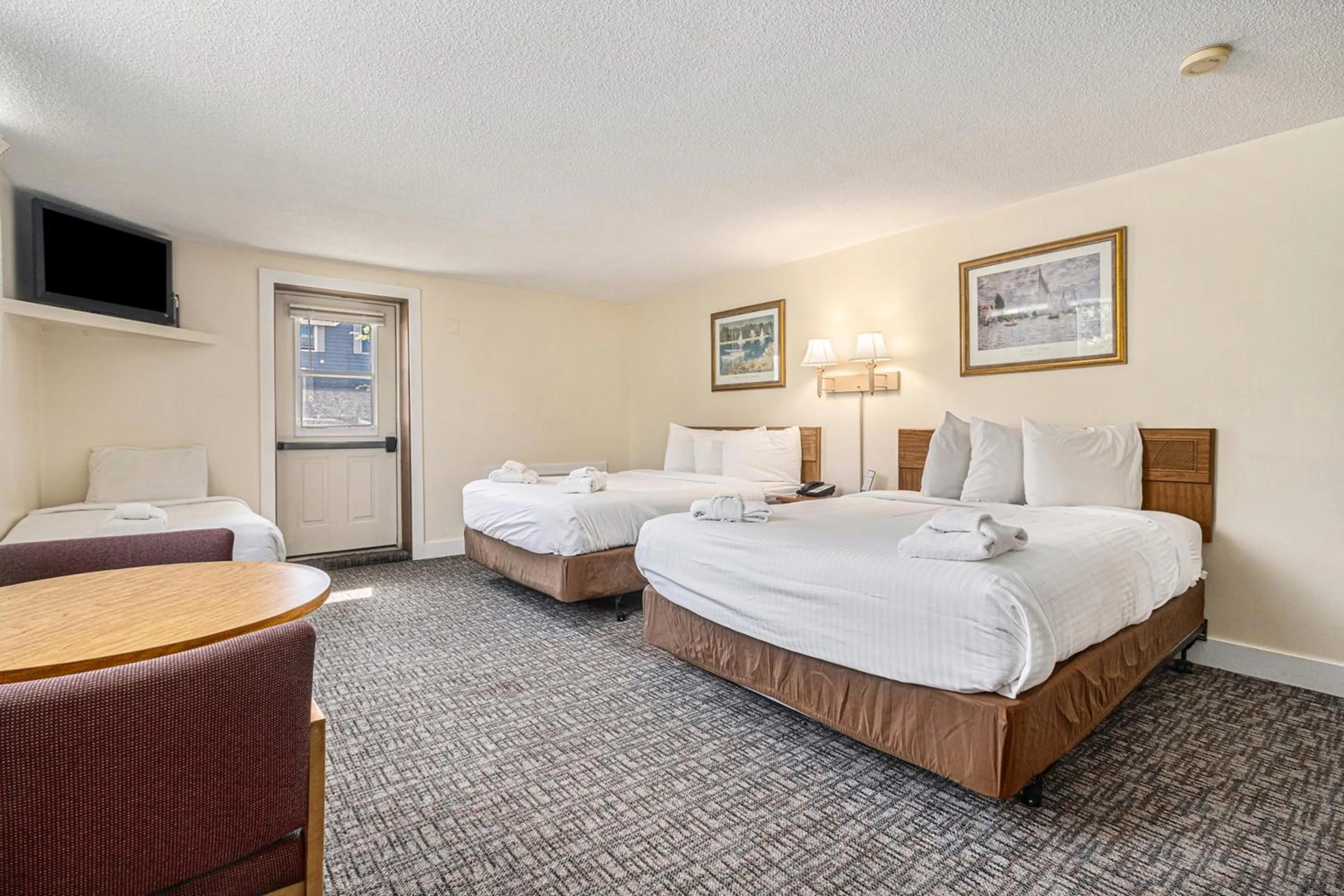 Bed in Ludington Pier House
