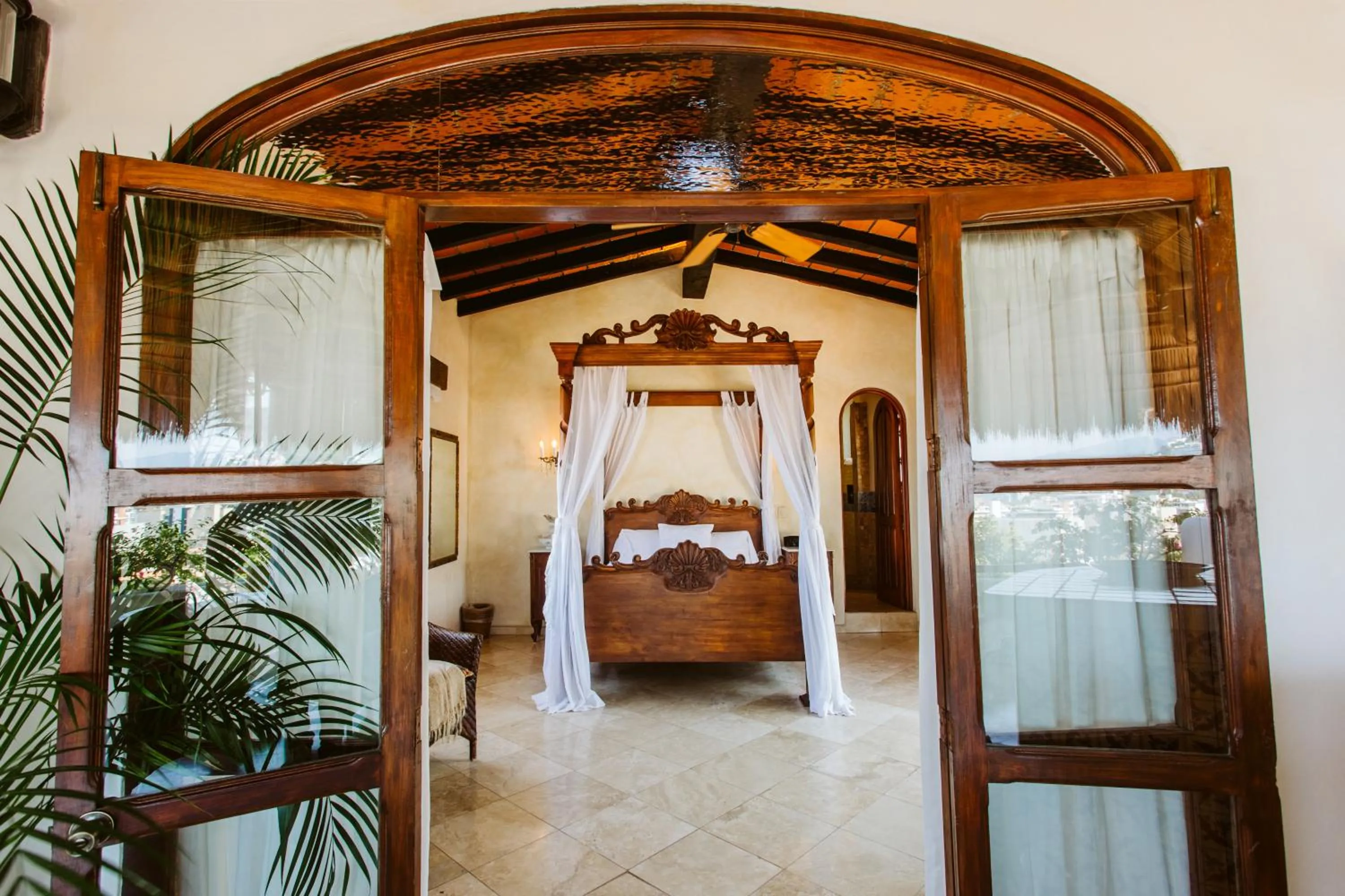 Photo of the whole room, Bed in Hacienda San Angel