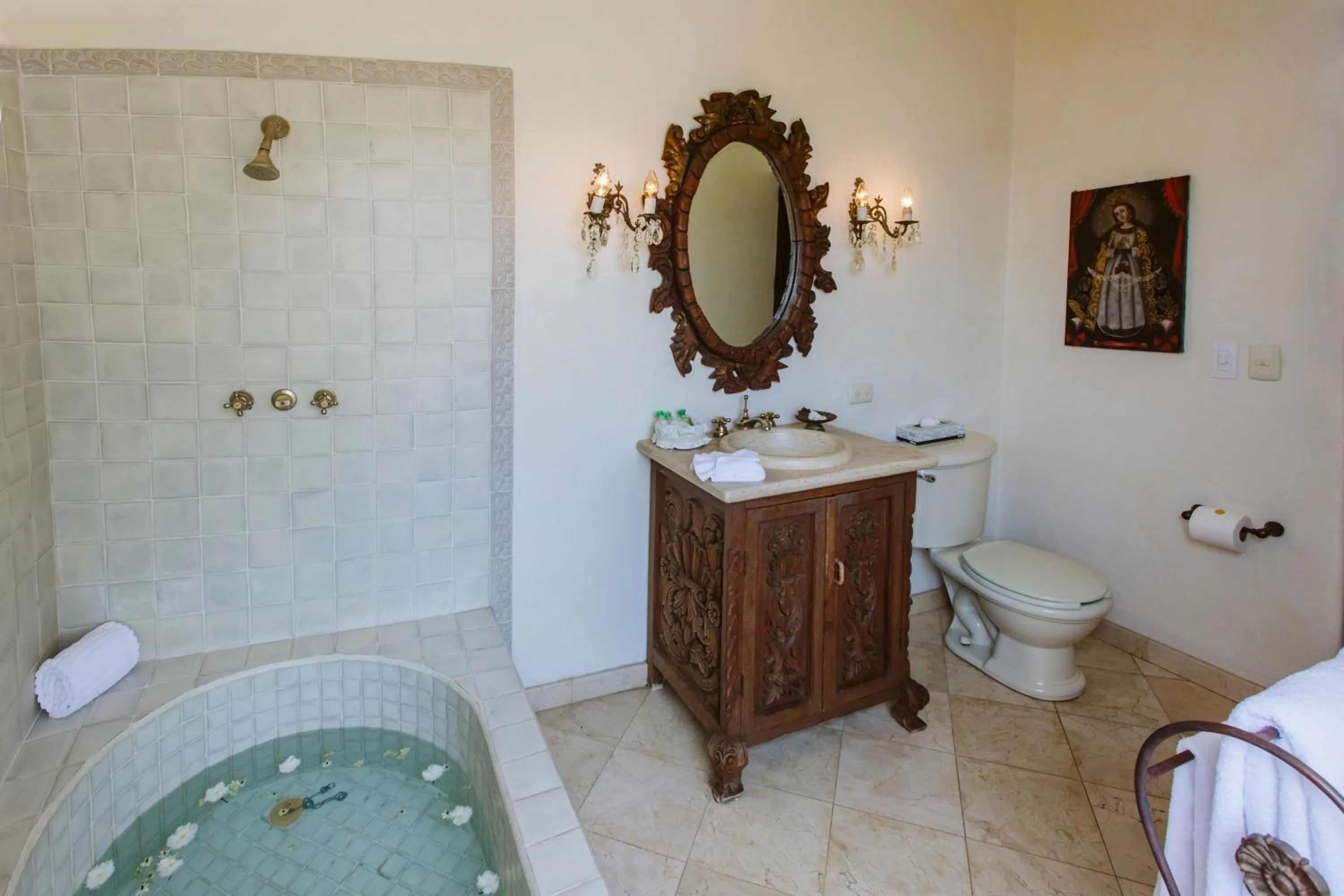 Shower in Hacienda San Angel