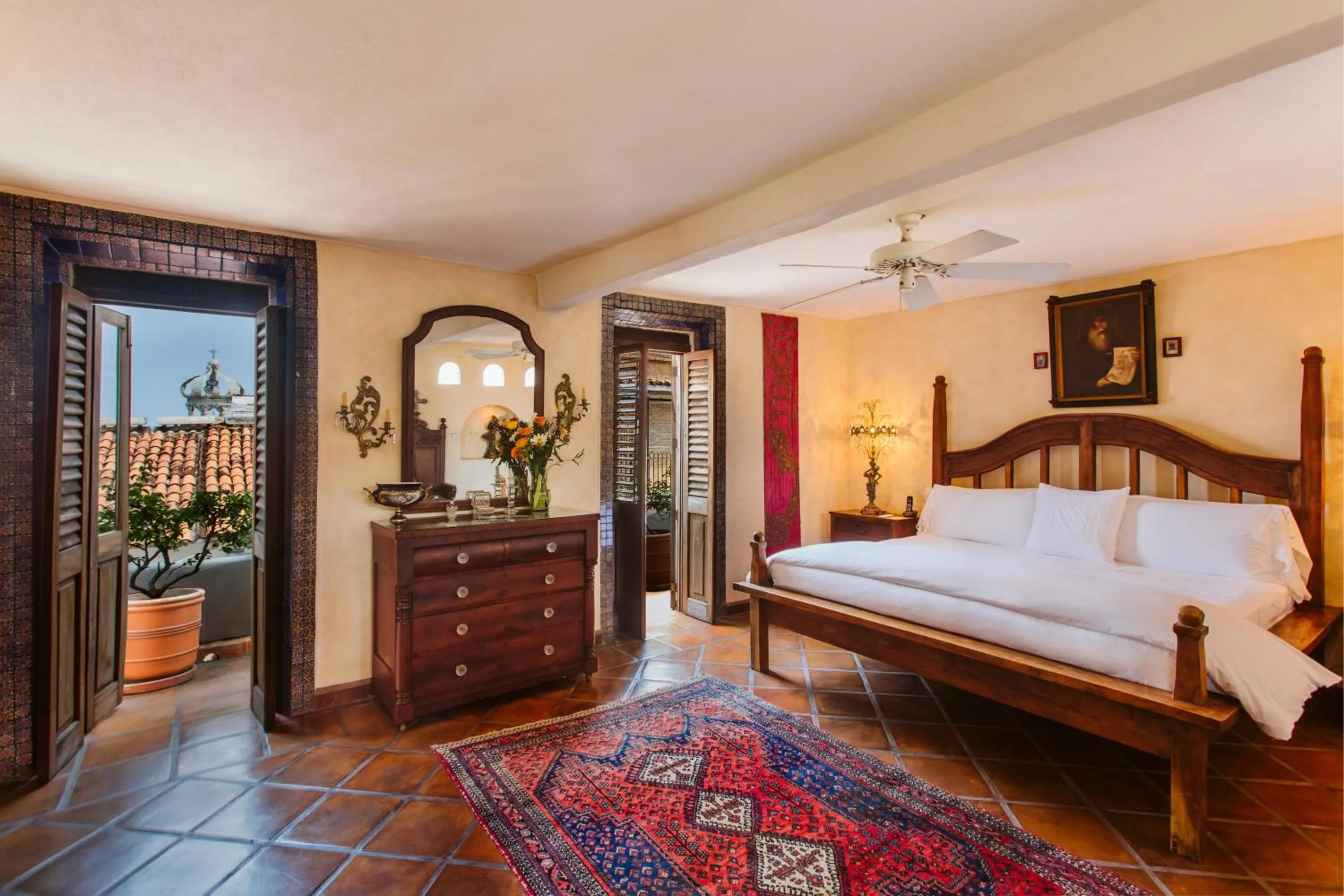 Photo of the whole room, Bed in Hacienda San Angel