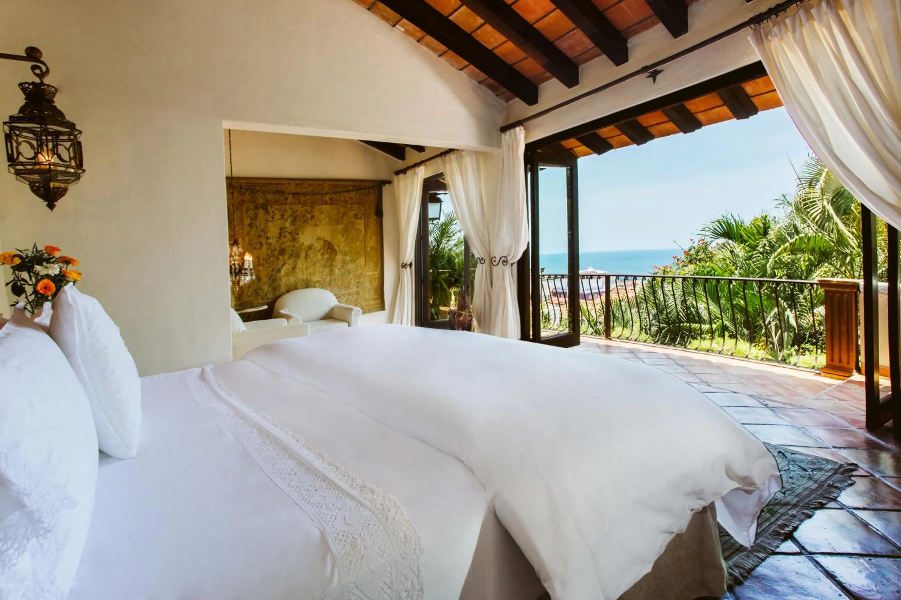 Photo of the whole room, Bed in Hacienda San Angel