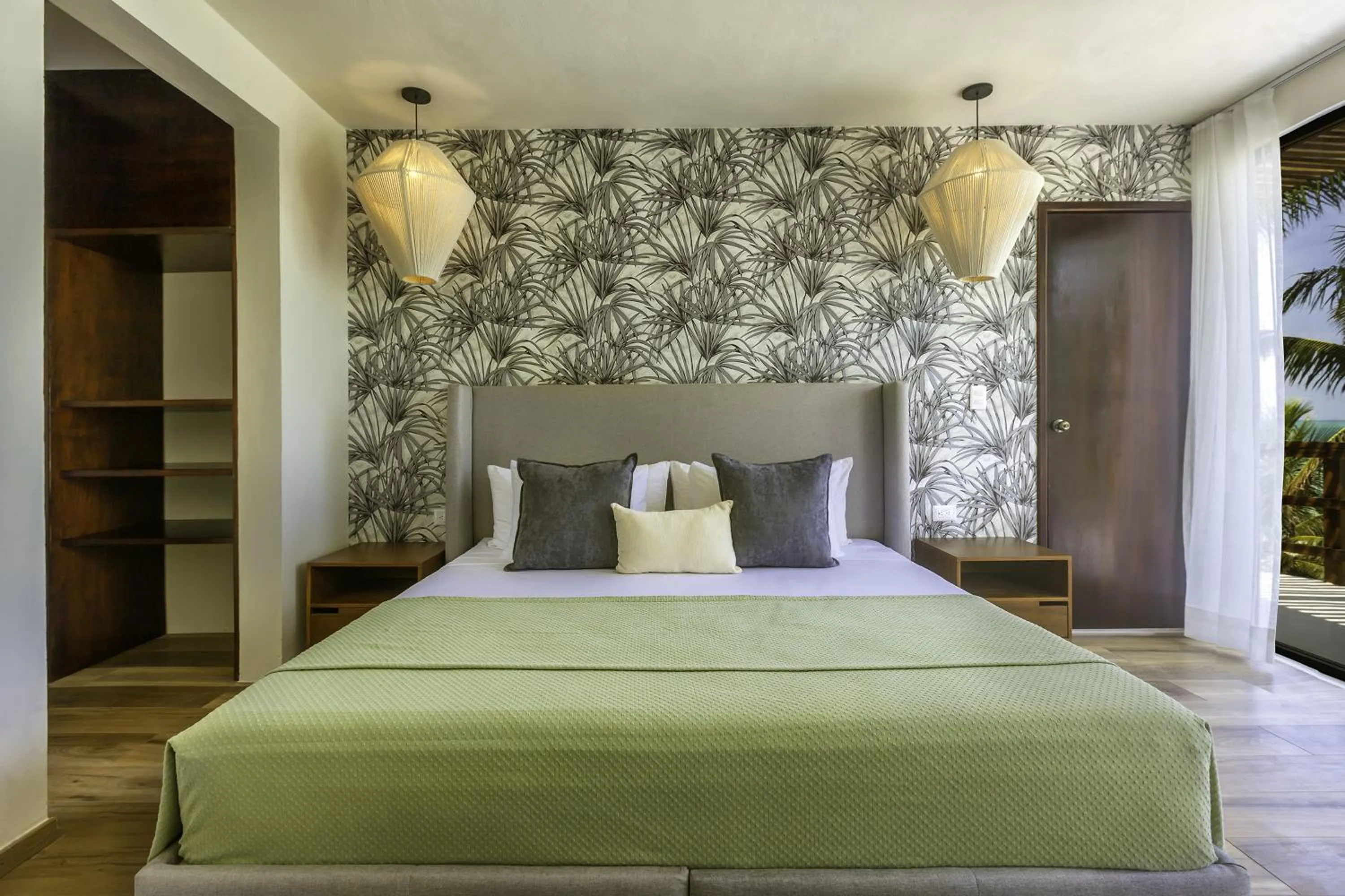 Bedroom, Bed in Beachfront Hotel La Palapa - Adults Only