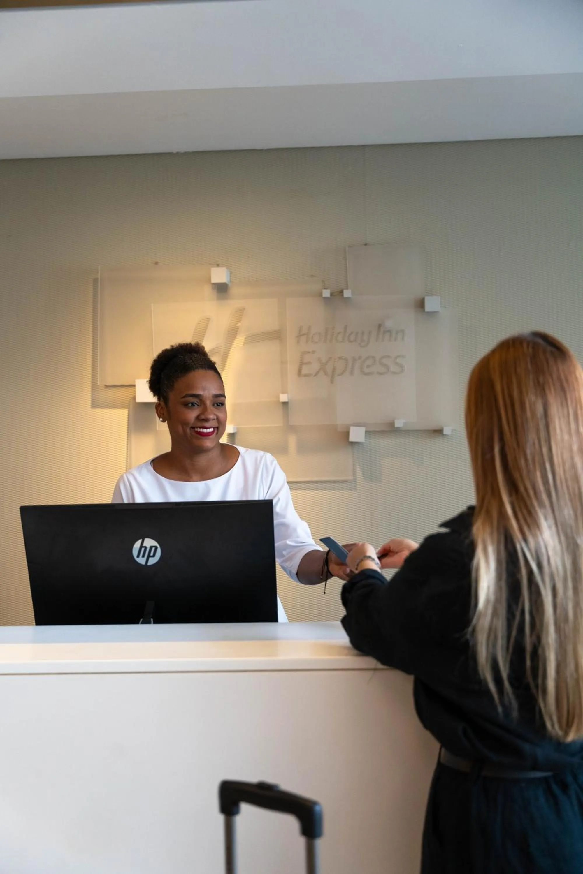 Lobby or reception in Holiday Inn Express - Cartagena Bocagrande by IHG