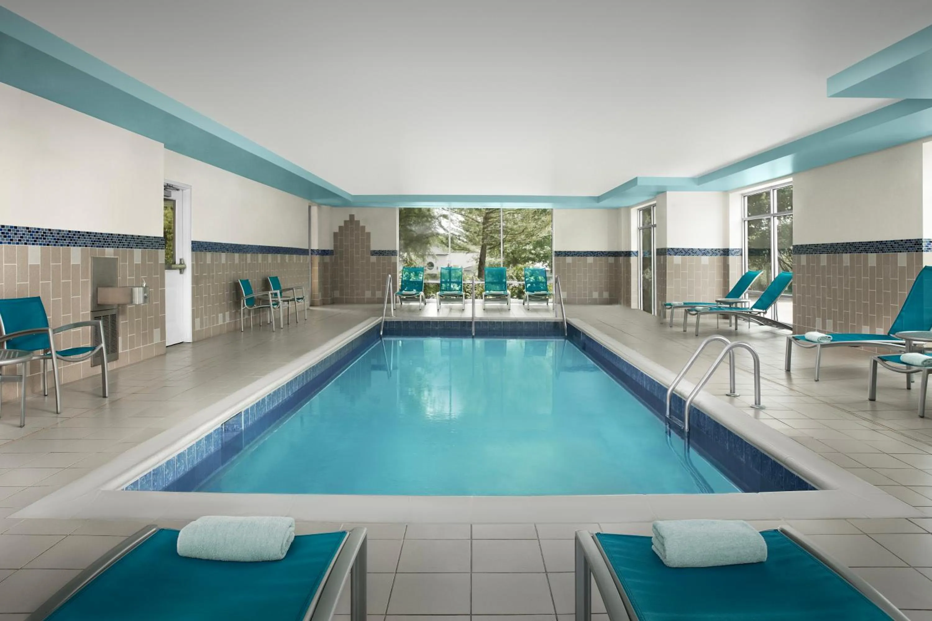 Swimming pool in TownePlace Suites by Marriott Franklin Cool Springs