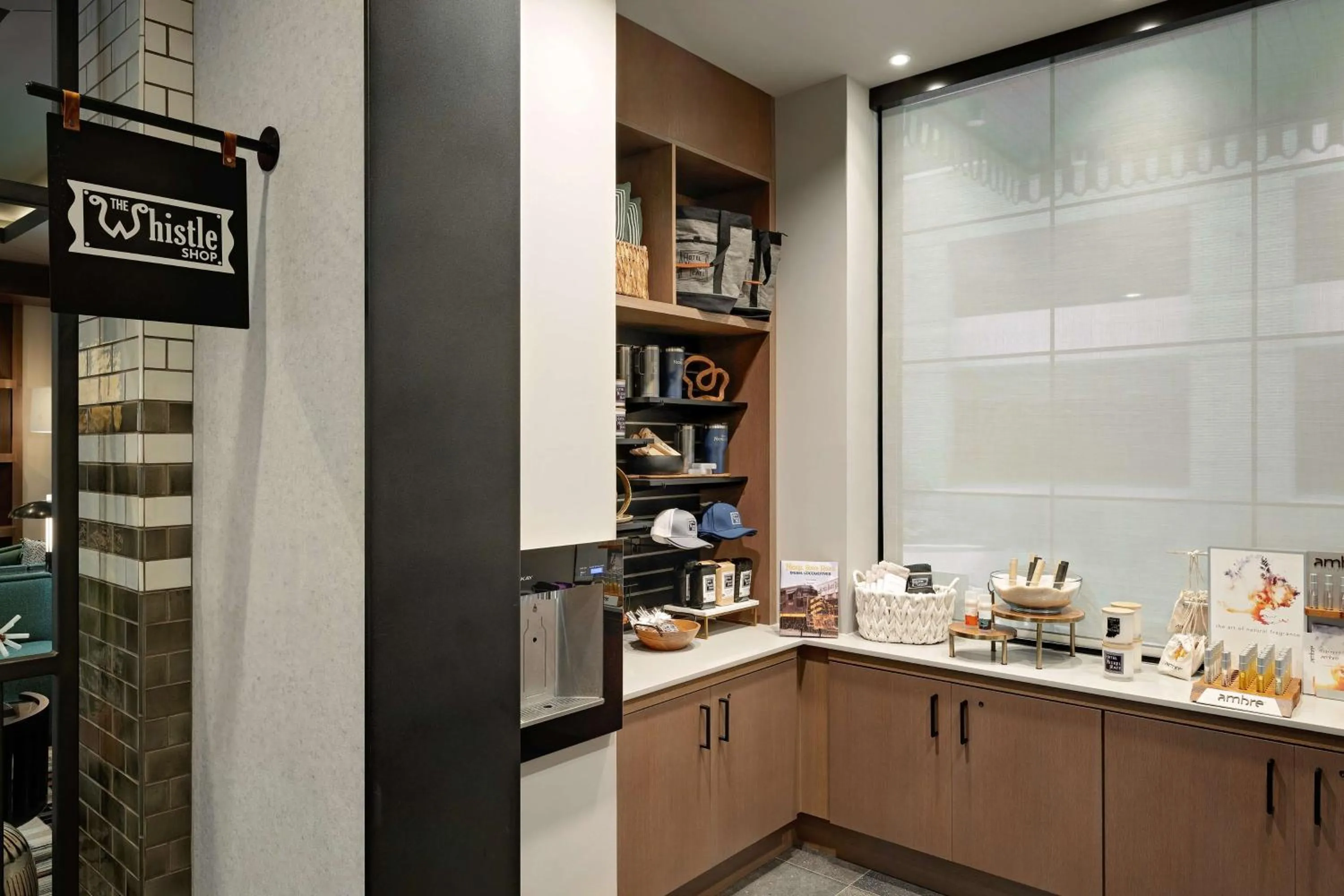 On-site shops in Hotel Nickel Plate Fishers, Tapestry Collection By Hilton