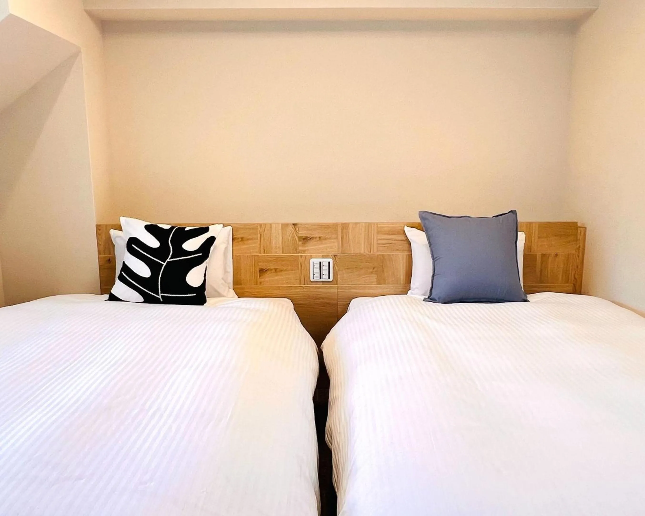 Bedroom, Bed in ガーランドコート宇佐美 GarlandCourt Usami