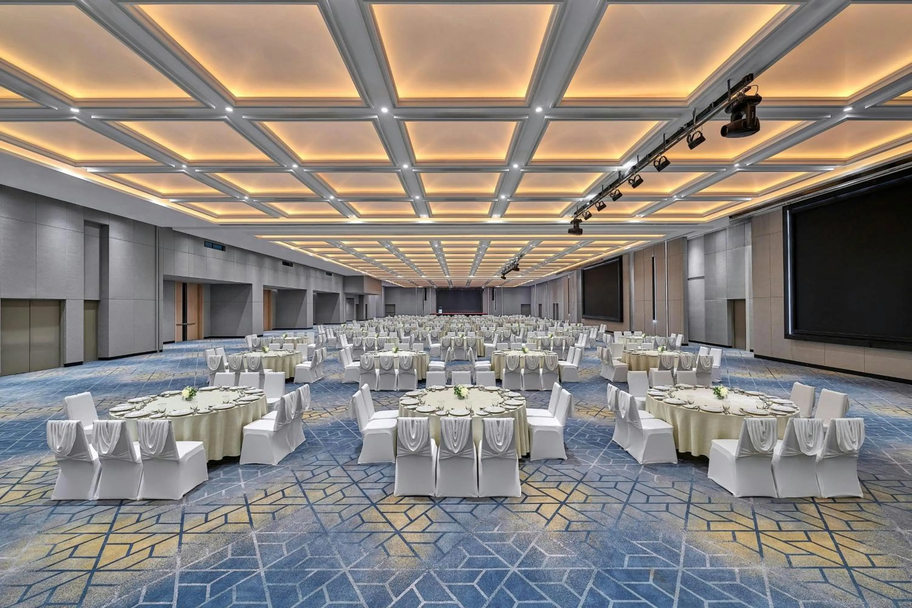 Meeting/conference room in Courtyard by Marriott Kuala Lumpur South