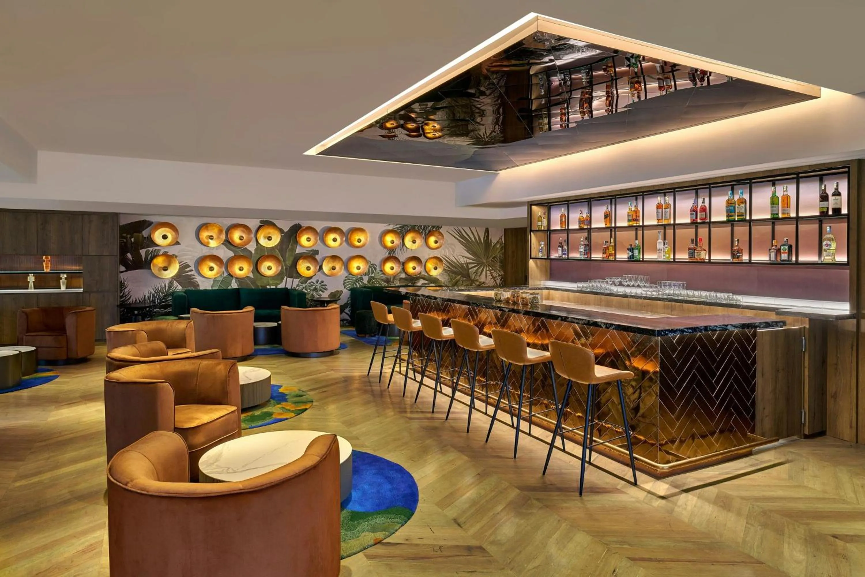 Restaurant/places to eat in Courtyard by Marriott Kuala Lumpur South