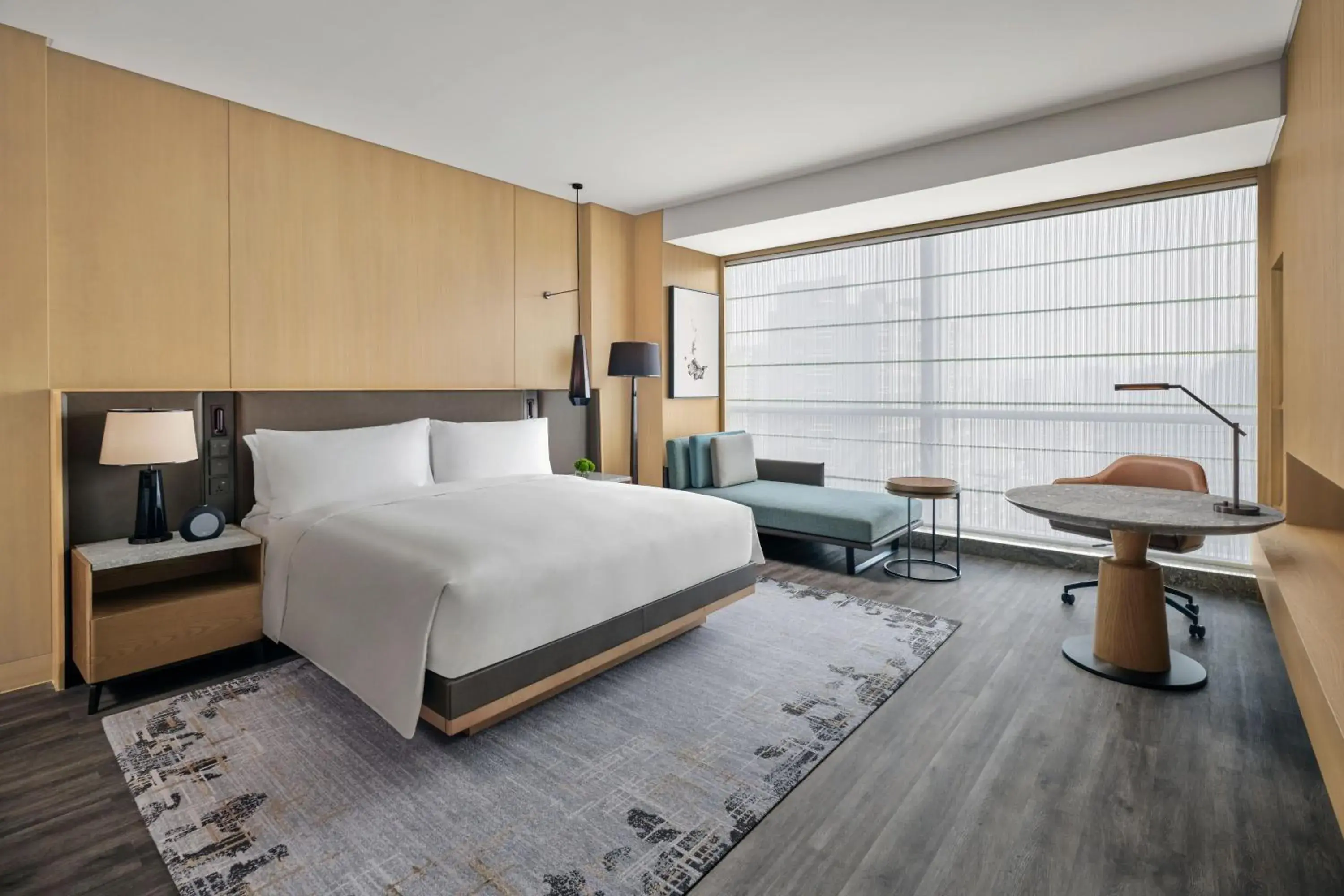 Deluxe King Room with City View - single occupancy in JW Marriott Hotel Taiyuan Deluxe King Room with City View - single occupancy in JW Marriott Hotel Taiyuan