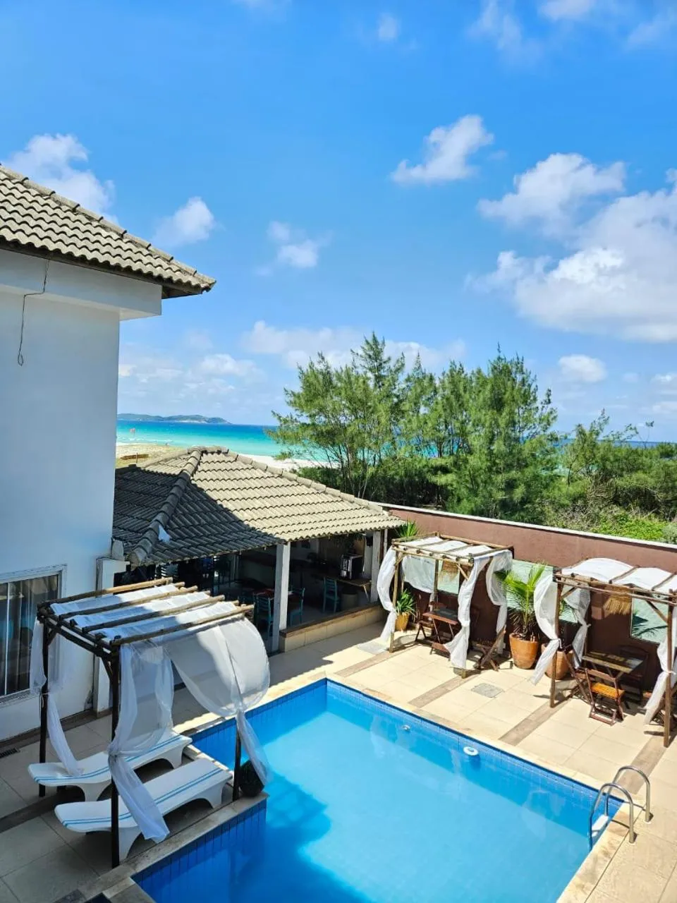 Pool view in Terra Nova Cabo Frio Front Beach