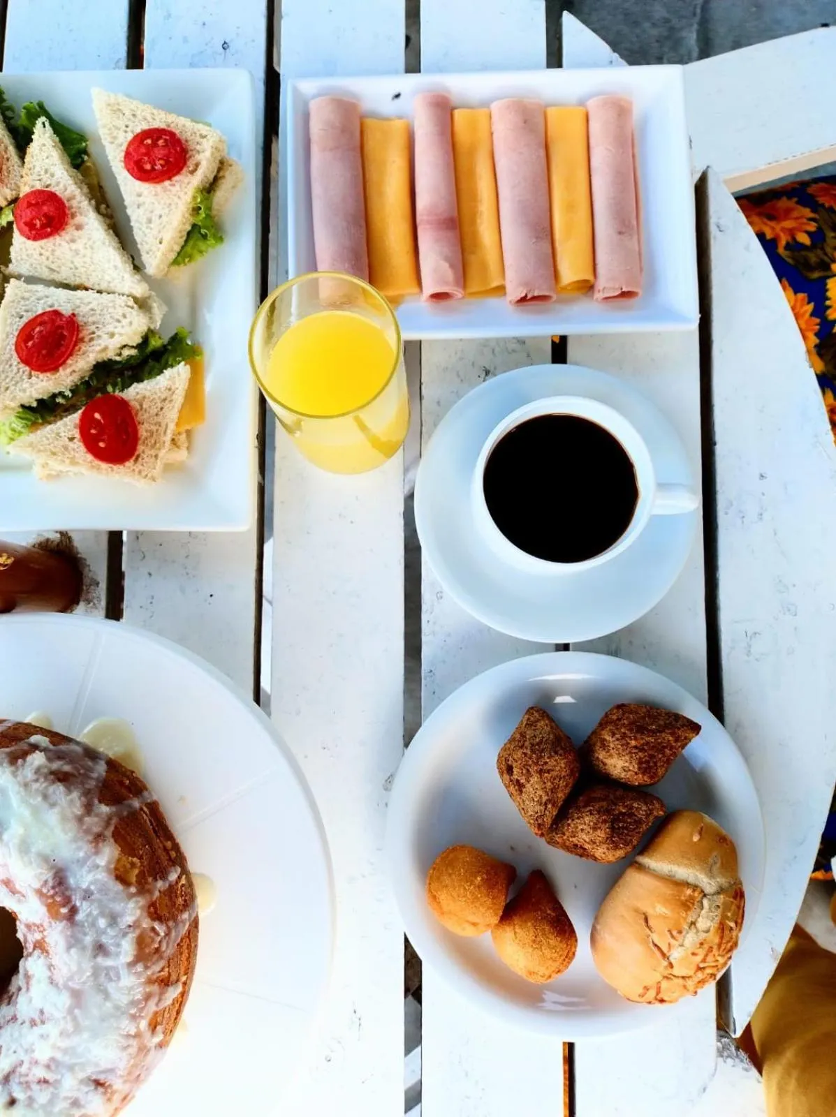 Breakfast in Terra Nova Cabo Frio Front Beach